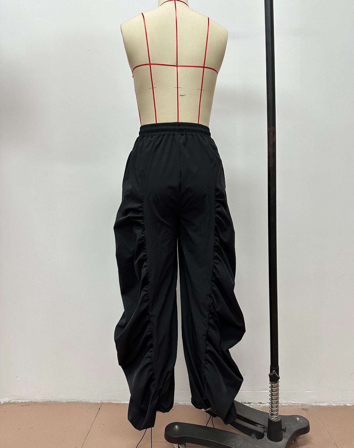 Fashionable Women's Casual Fashion Pleated Loose Pants 13