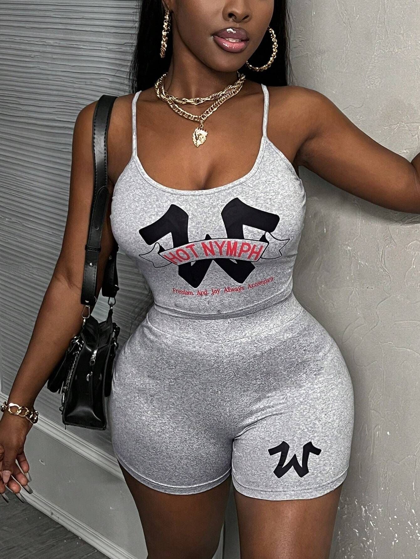 Summer trendy women's Printed Strap two piece shorts set 4