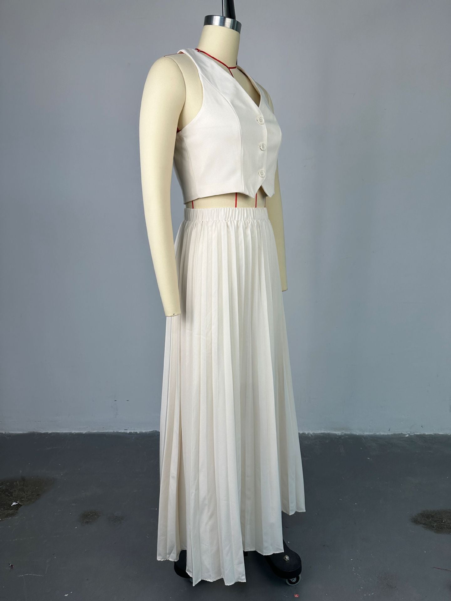 Women Summer Solid Halter Neck Vest And Skirt Casual Two-piece Set 10