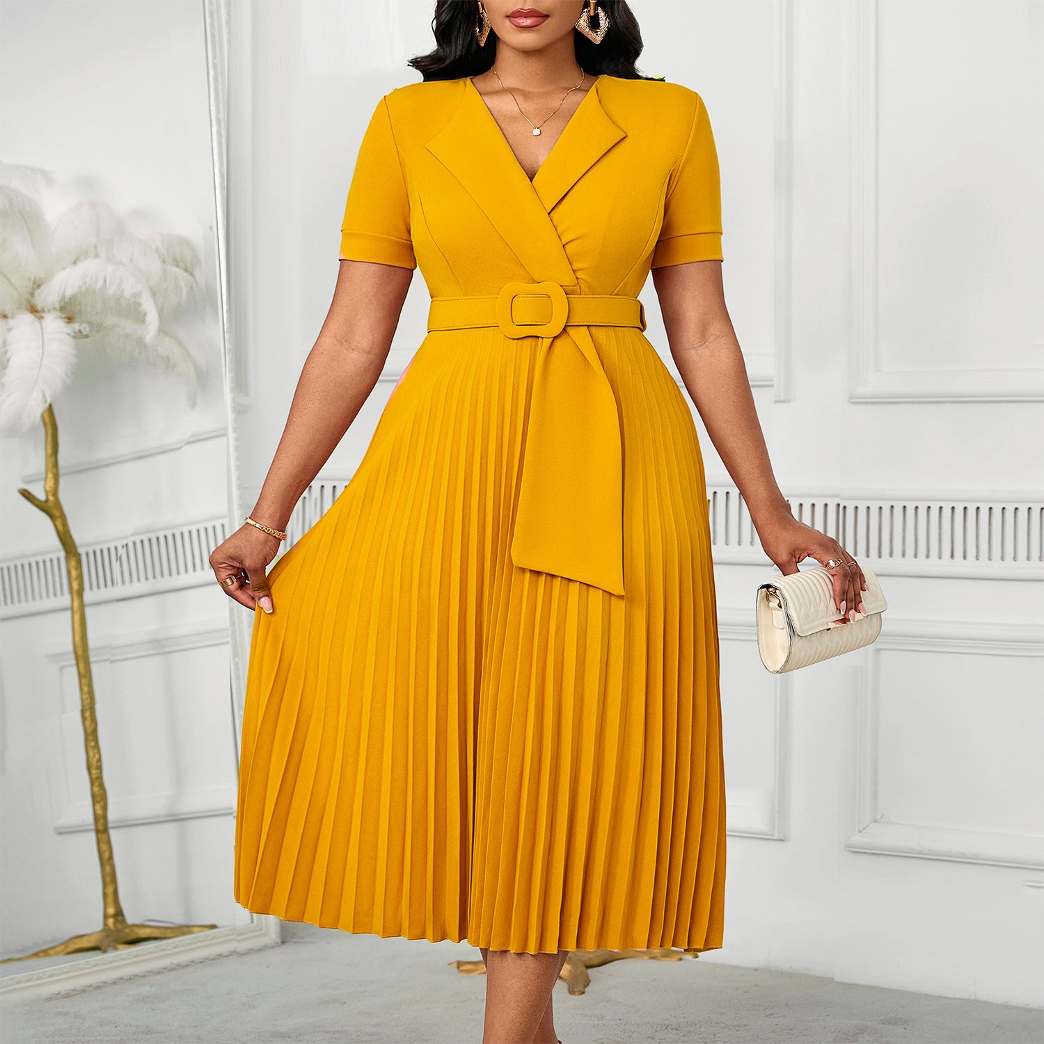 Plus-Size Women Sexy Short-Sleeved V-Neck Elegant Pleated African Dress 6