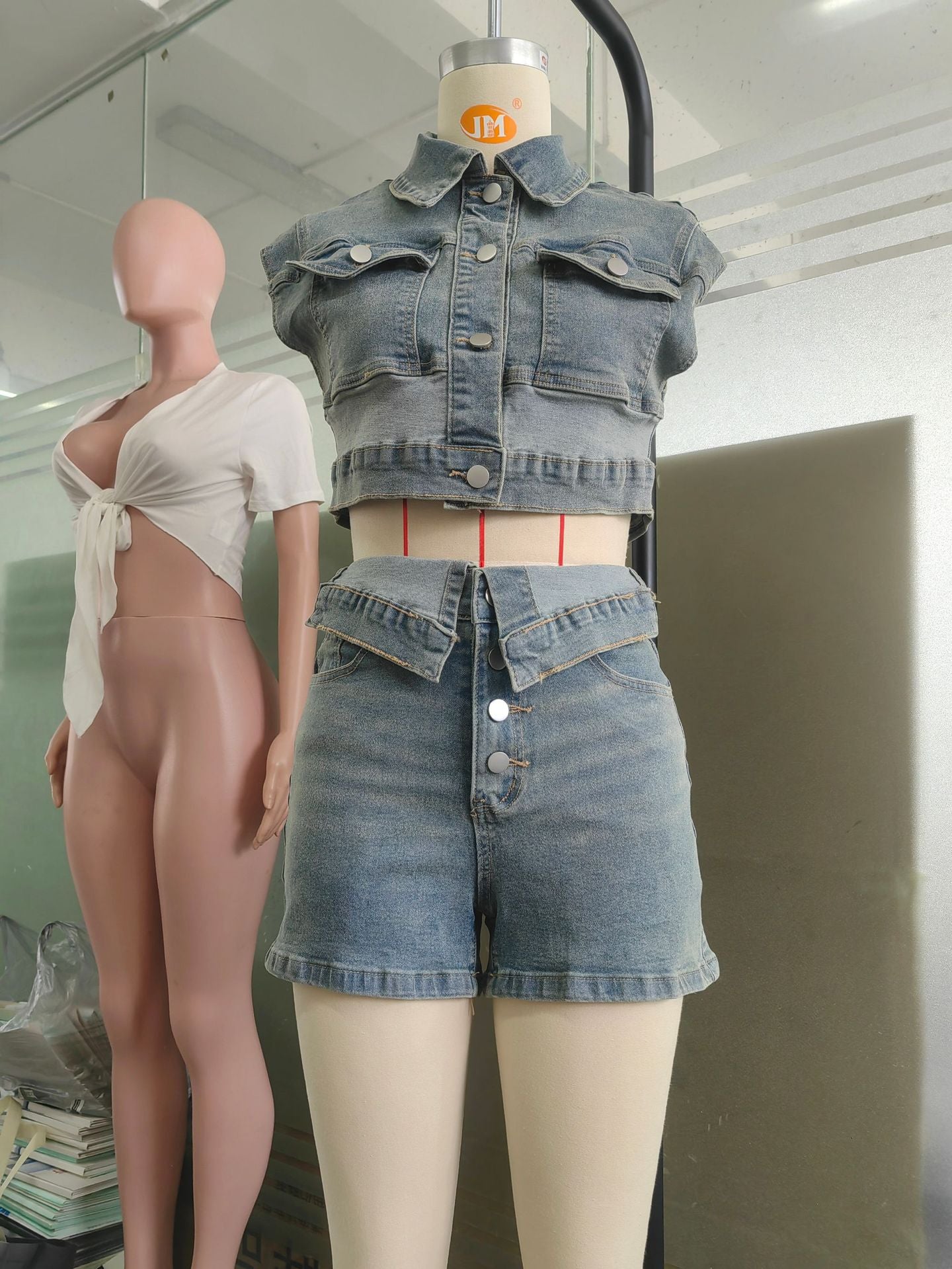Women Casual Stretchy Denim Top and Shorts Two-Piece Set 9