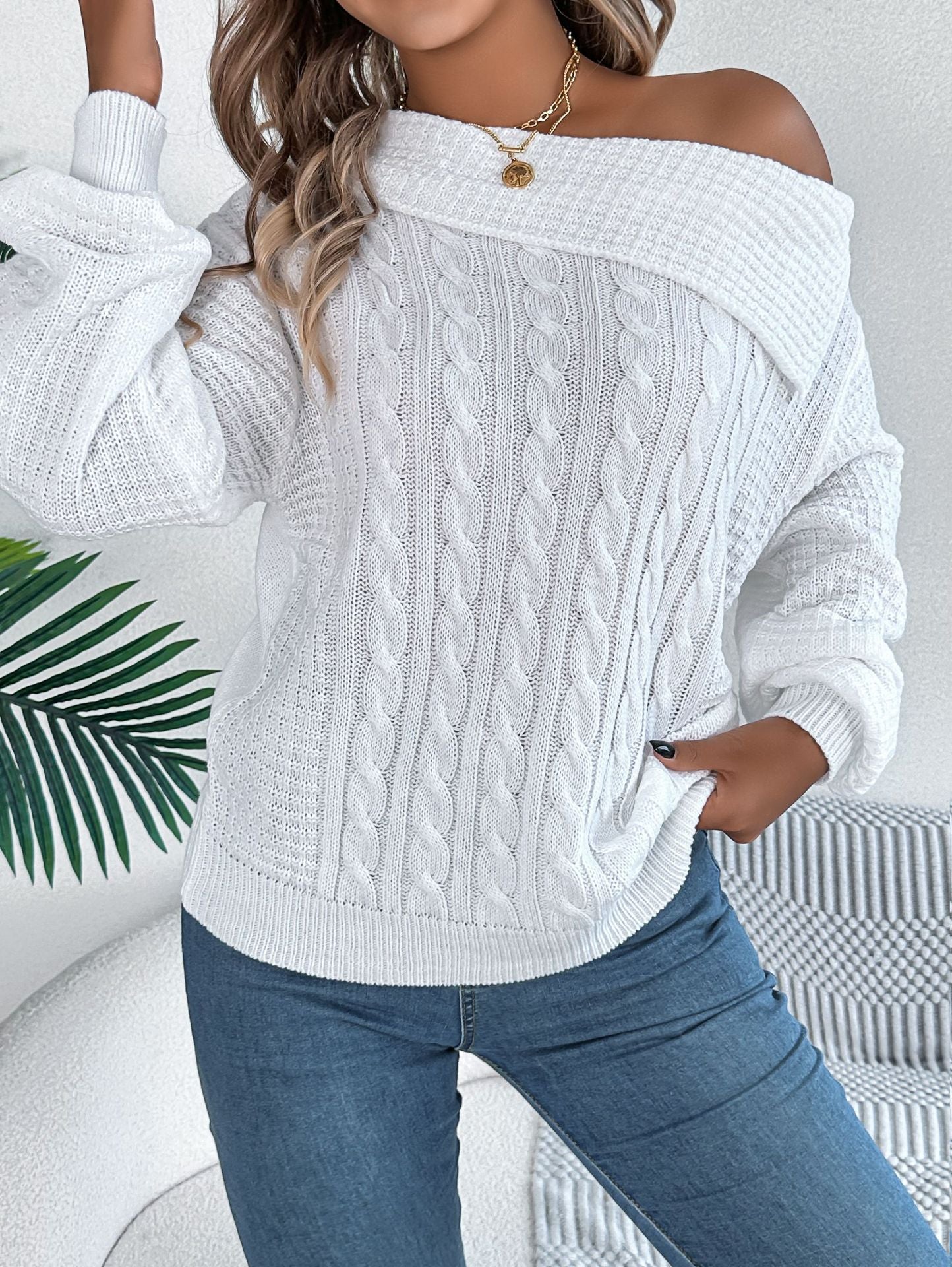 Autumn and winter casual sexy Turndown Collar off-shoulder twisted long-sleeved pullover sweater 3