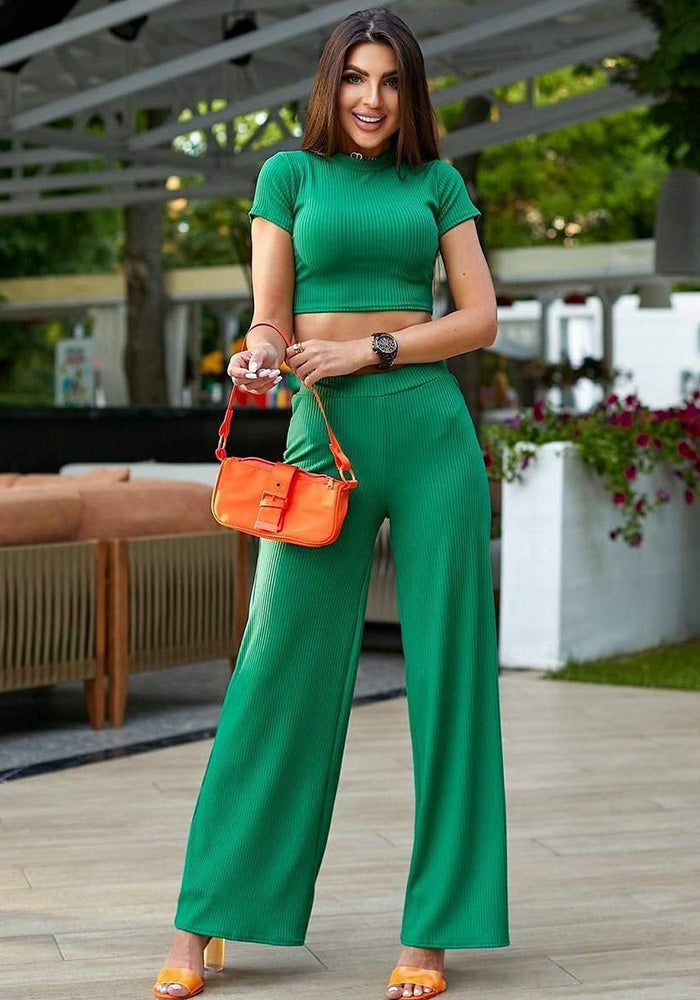 Short-Sleeved Fashionable and Sexy Crop T-Shirt Summer Trousers Two-Piece Set