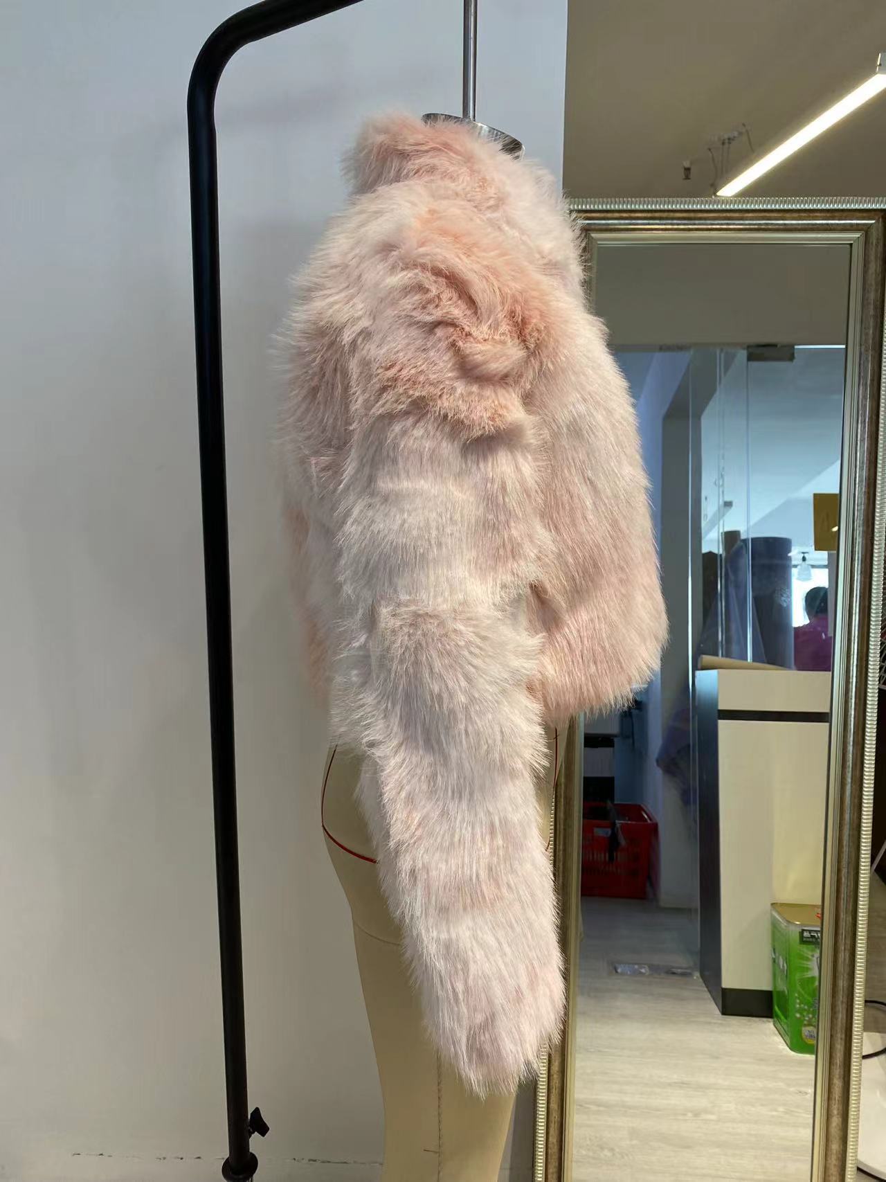 Autumn Winter Faux Fur Coat Fashion Faux Fox Fur Fuzzy Plush Women's Winter Wear 10