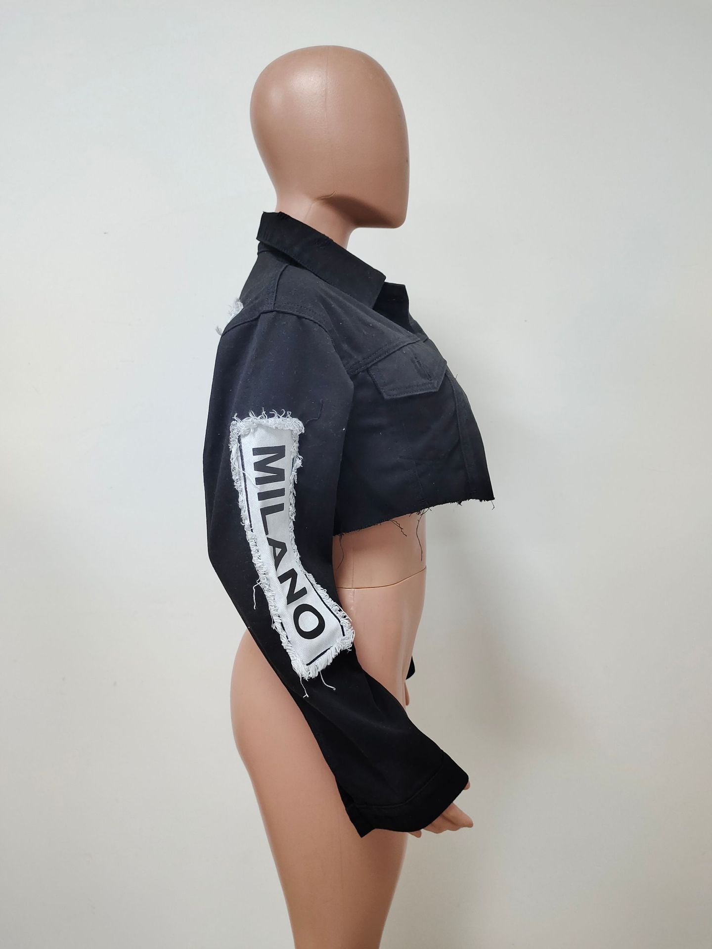 Long sleeve patch mini denim jacket 11