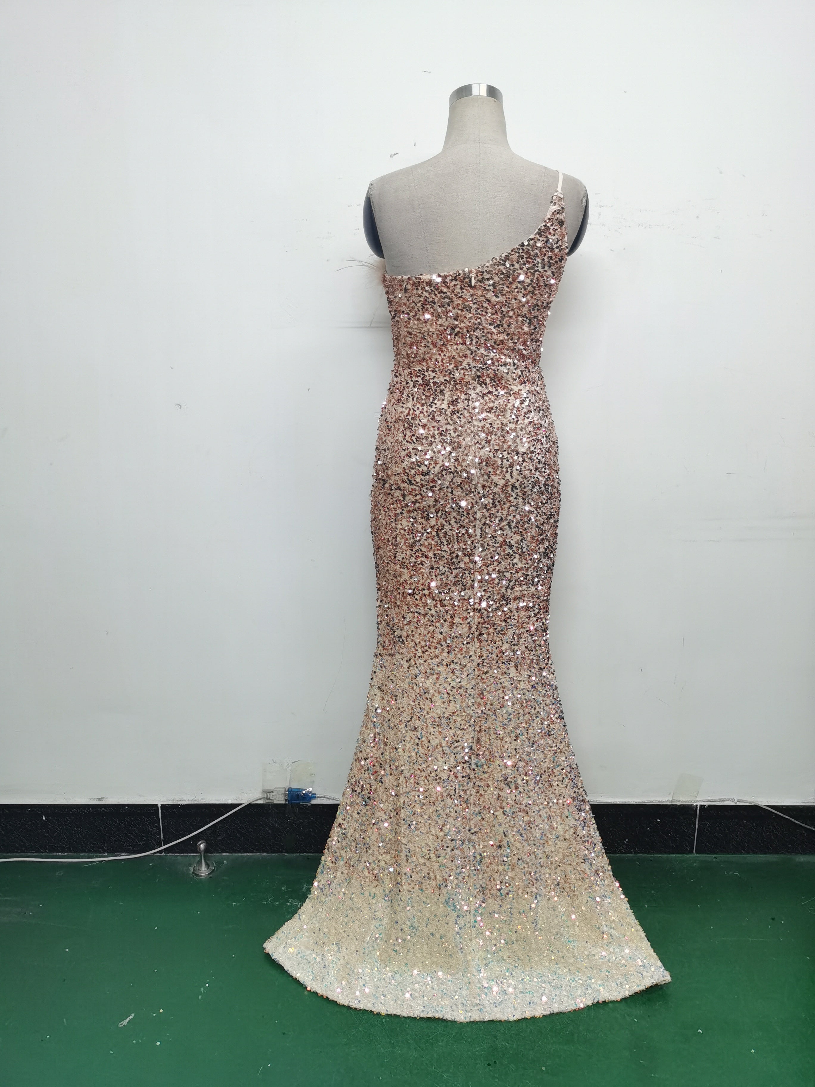 Women Ostrich Feather Beaded Evening Dress 34