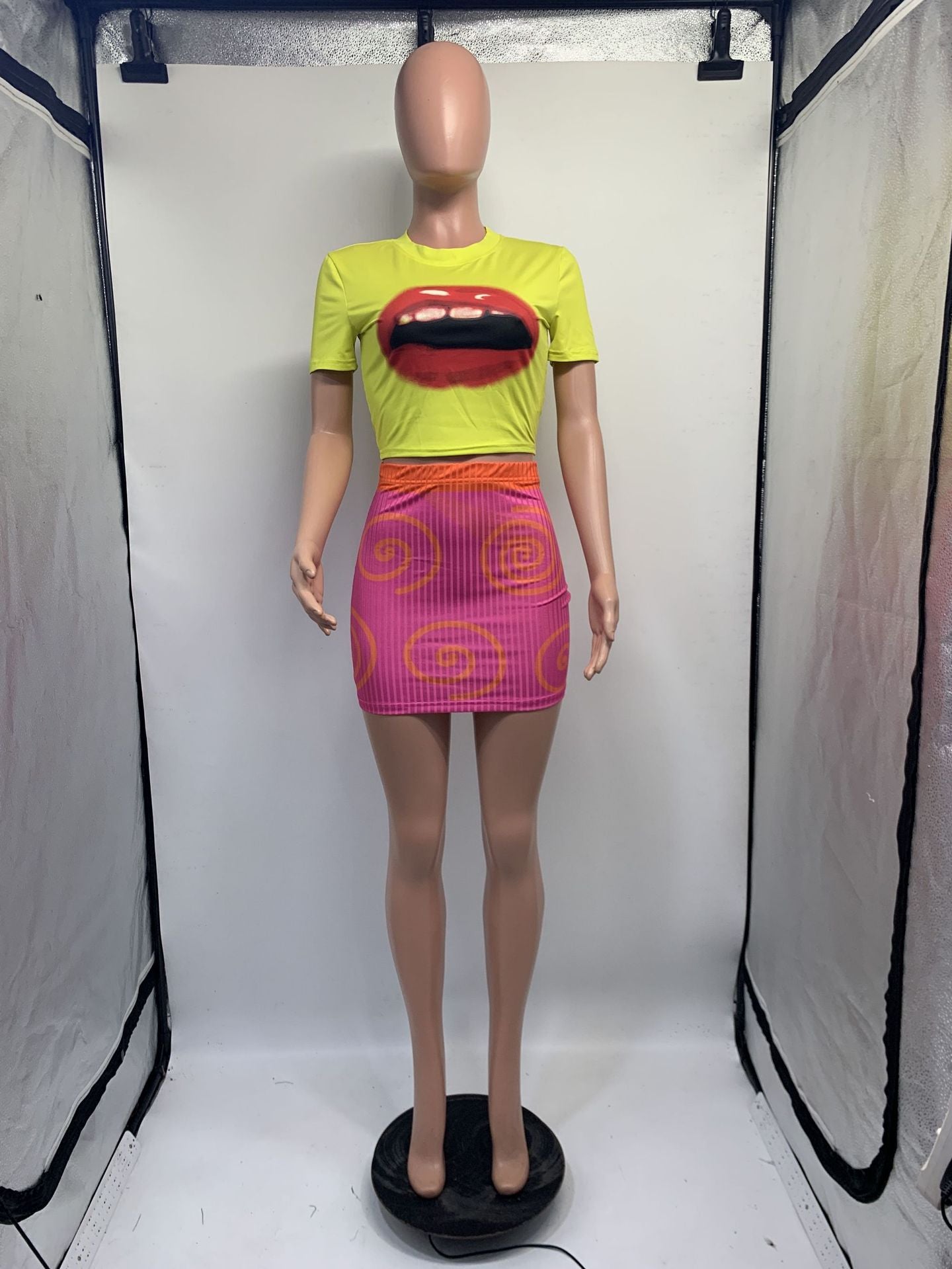 Summer Sexy Tight Fitting Modern Mouth Print Skirt Set 11