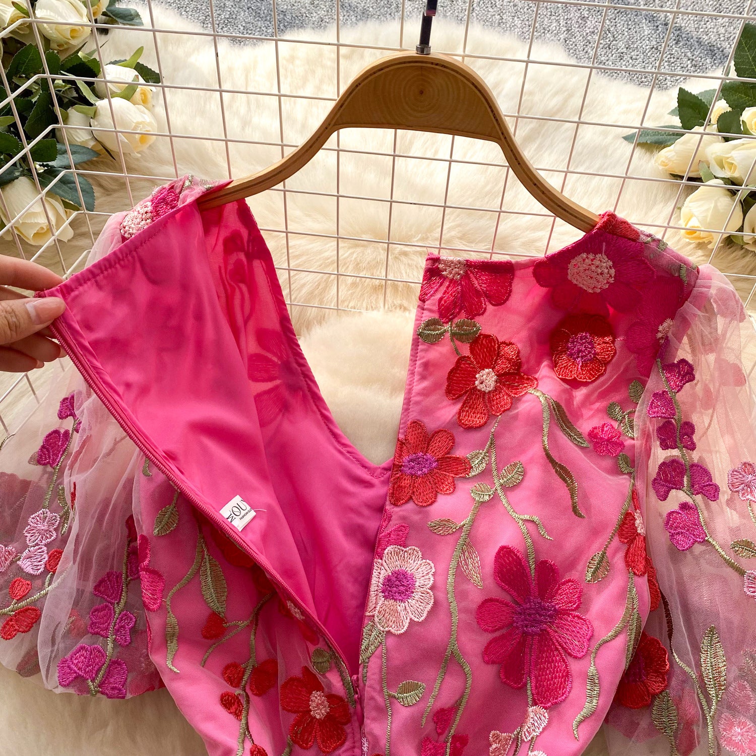 Women's  Luxury Embroidery Mesh Puff Sleeve Slim Waist Short Chic Dress 26