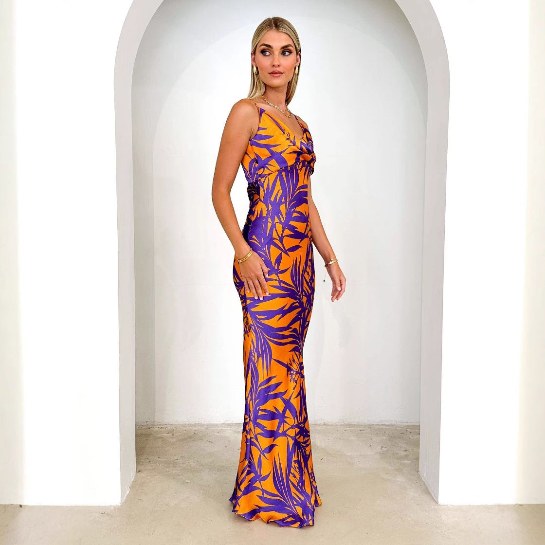 Women Printed V-Neck Sexy Dress 3