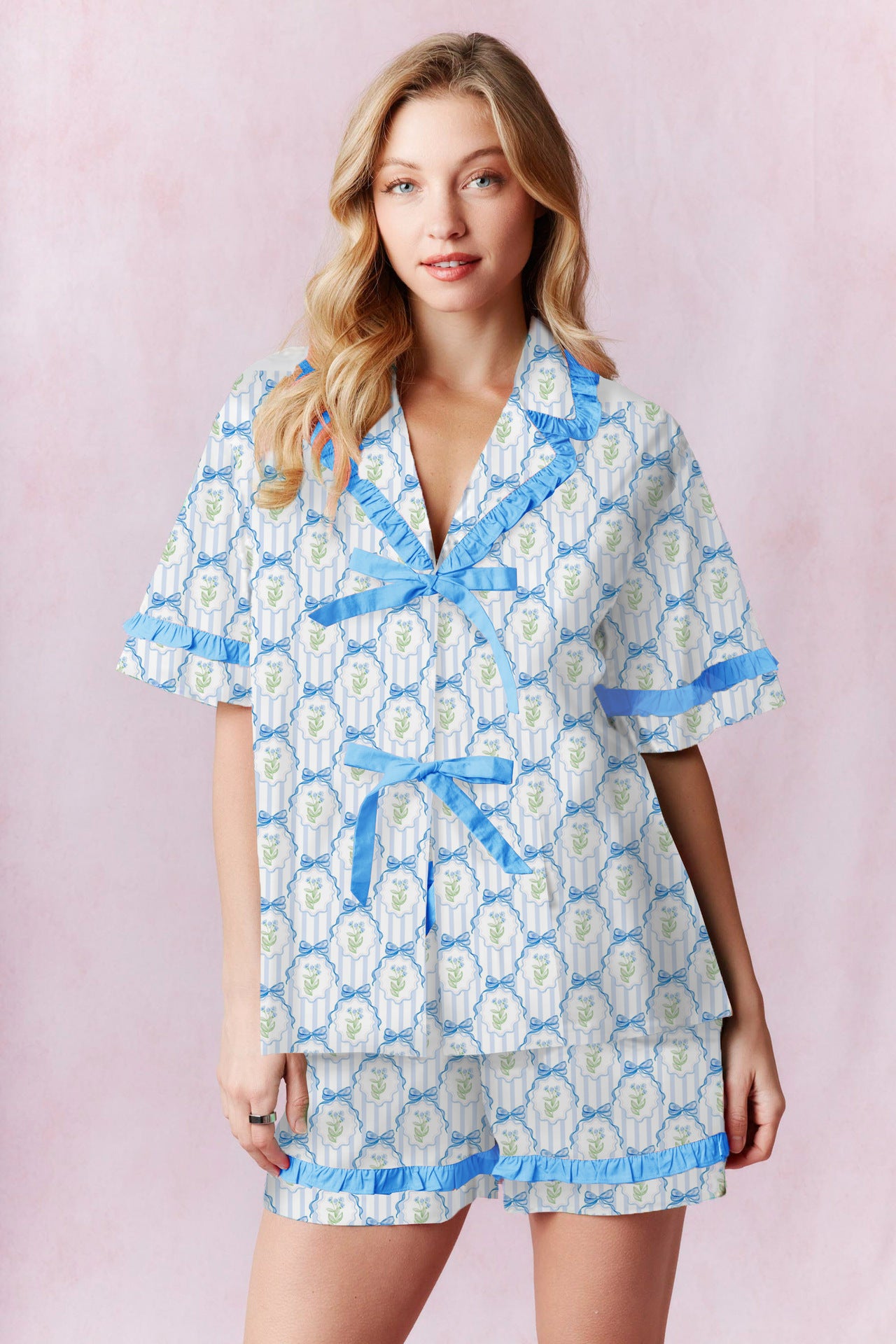 Women Print Turndown Collar Button Short Sleeve Lace-Up Top and Shorts Two Piece