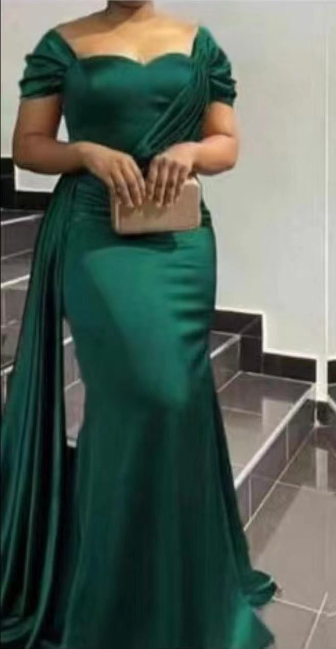 Solid Color Sexy Low-Back Slim Asymmetrical Long Dress 3