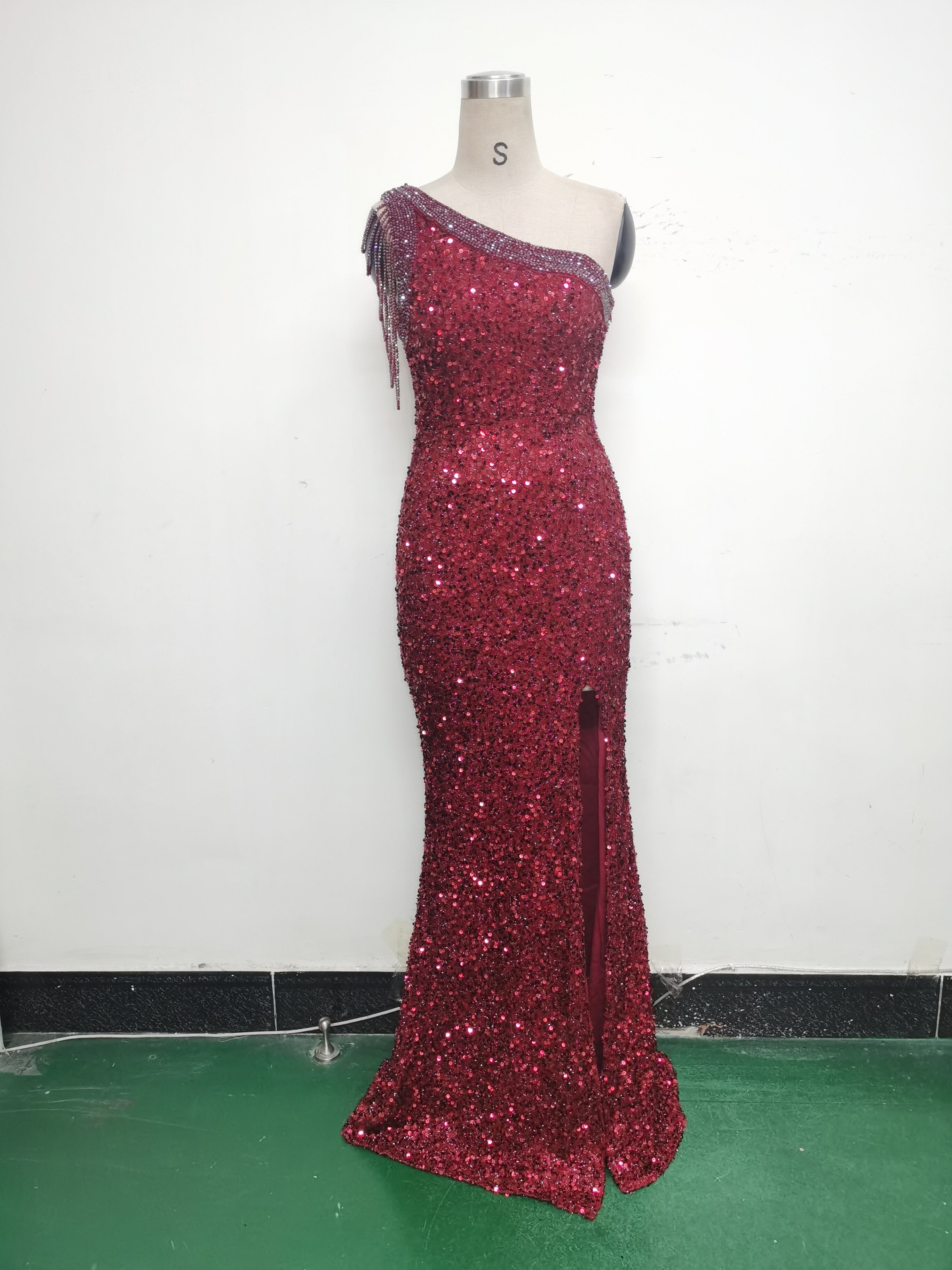 One-Shoulder Sequined Fishtail Evening Dress for Formal Parties 25
