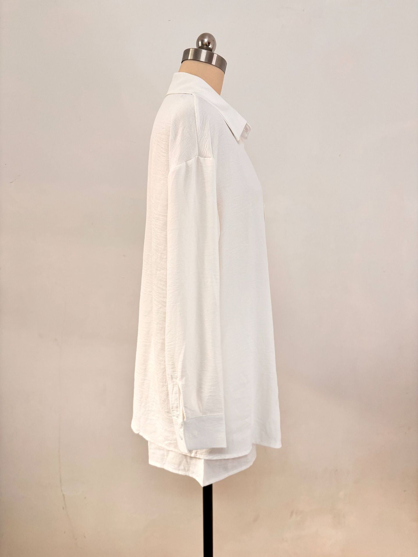 Spring and Spring Women's Solid Color Long-Sleeved Shirt Elastic Waist Loose Shorts Casual Two-Piece Set 26