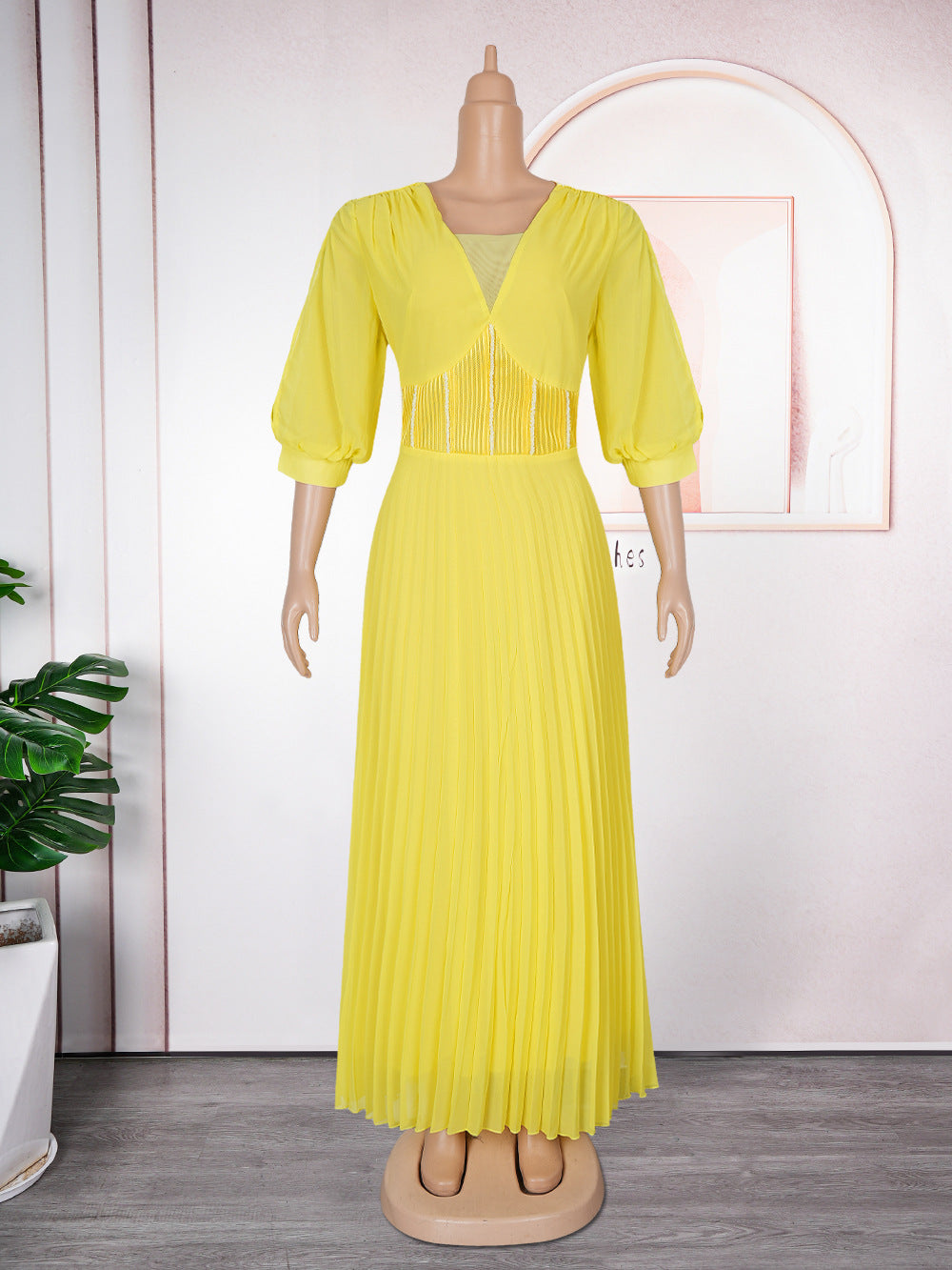 Plus Size African Women elegant v-neck pleated dress 13