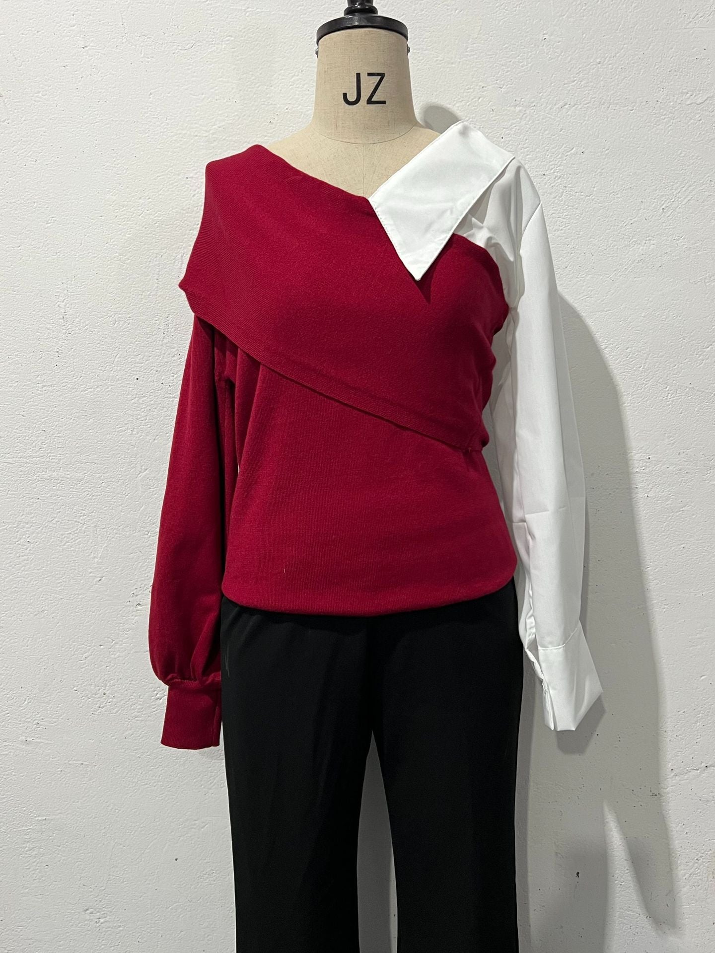 Chic Color Matching Design Off-Shoulder Long-Sleeved Knitting Sweater 4