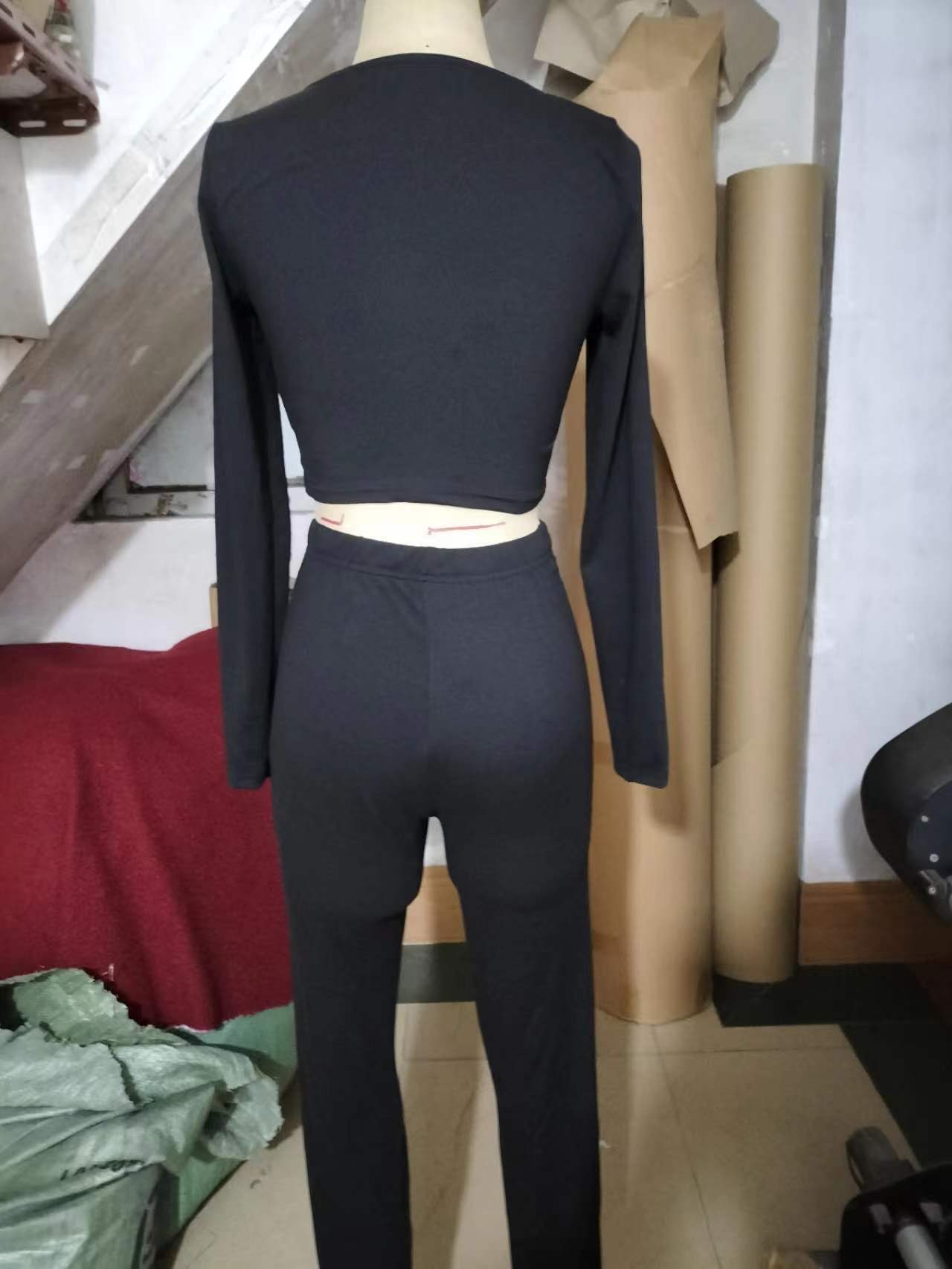 Women's Low Neck Tight Fitting Long Sleeve High Waist Solid Color Sports Fitness Two Piece Pants Set 4