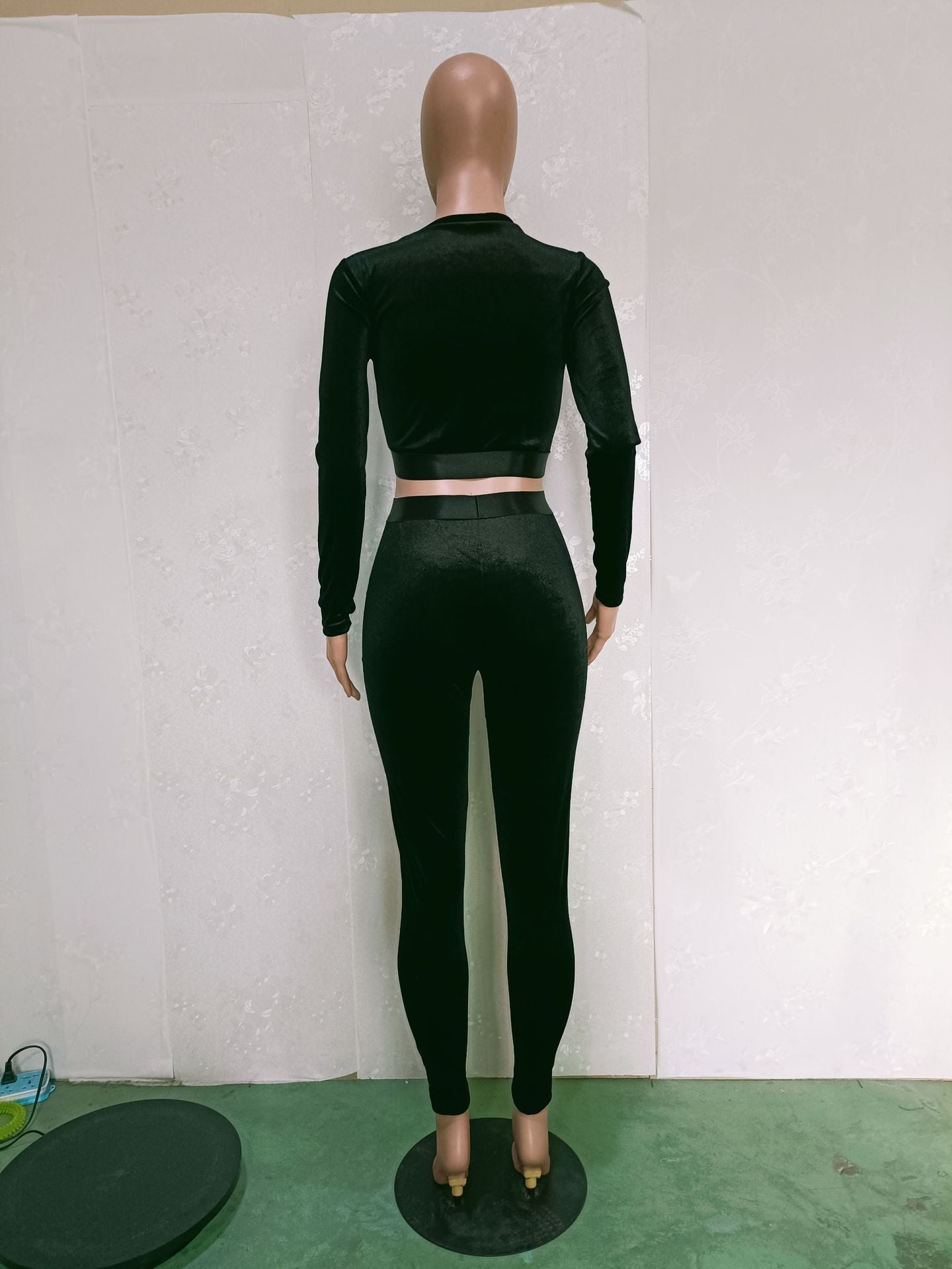 Women Sexy Veet Top and Pant Two-Piece Set 12