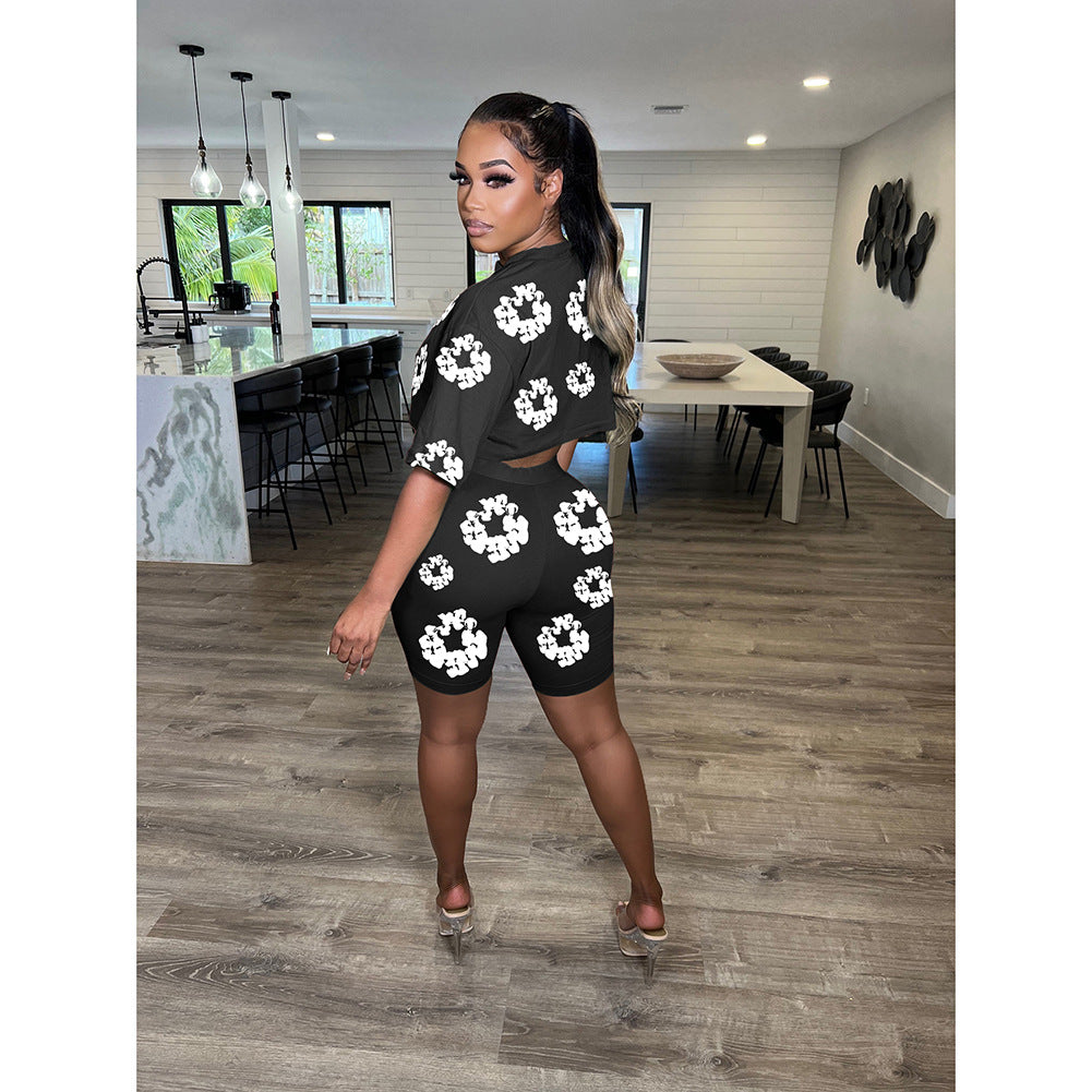 Women Summer Round Neck Short Sleeve Top and Shorts Printed Two-piece Set 8
