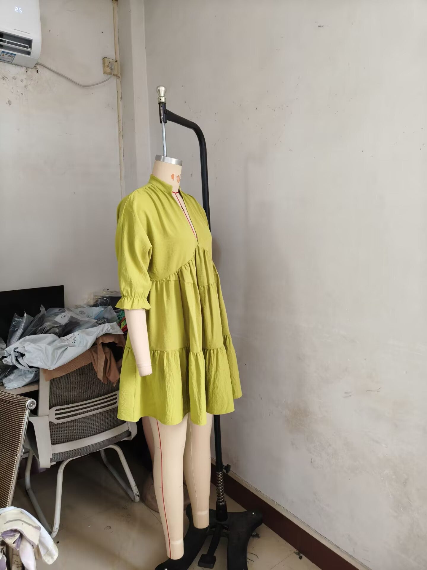 Women Casual Women Solid V Neck bubble sleeve multi-layer pleated dress 18