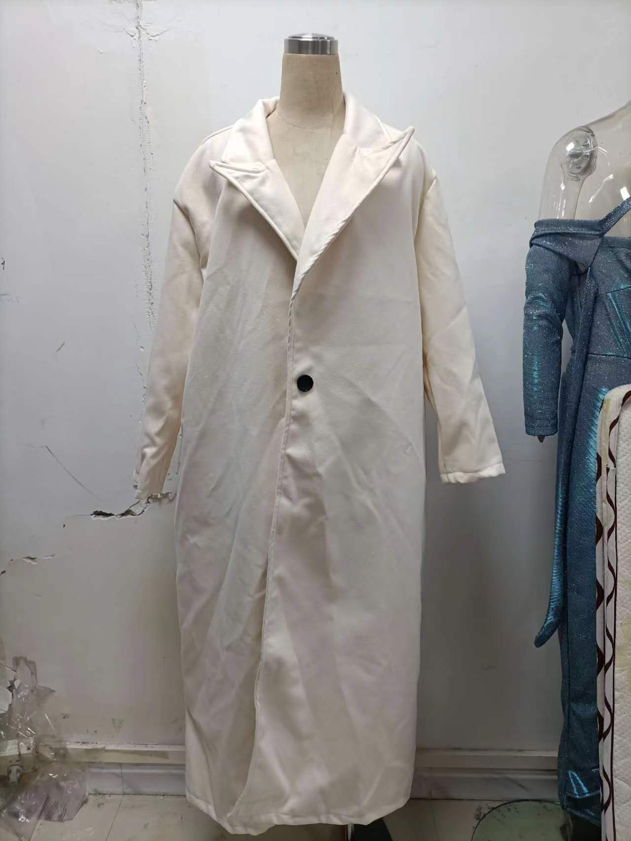 Women Autumn and Winter Warm Long Sleeve Turndown Collar Jacket 15