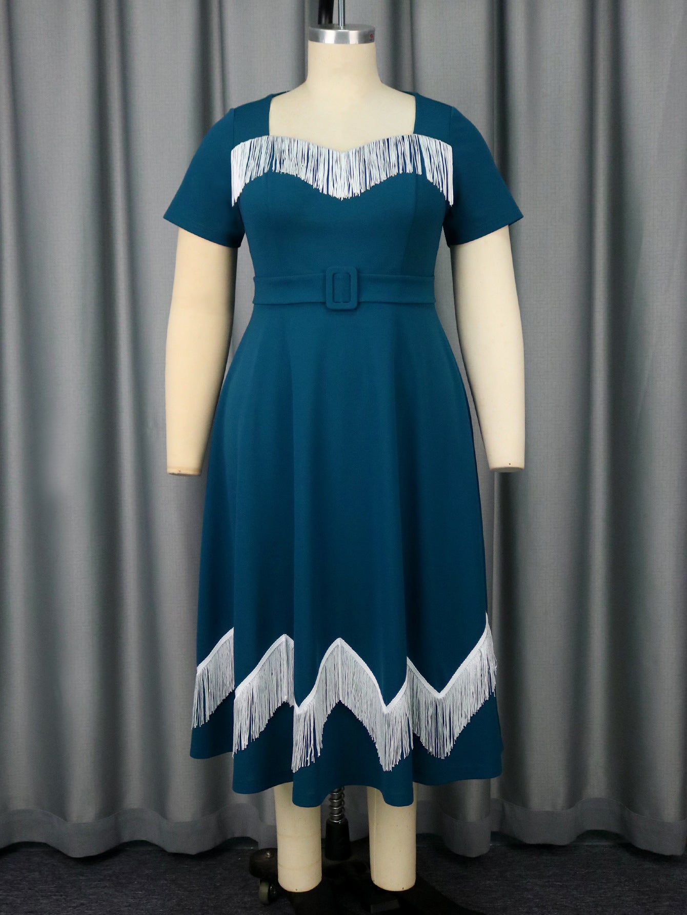 Plus-Size Women Elegant Blue Square-Neck Short-Sleeved Tassel Contrast Belt Party Dress 7