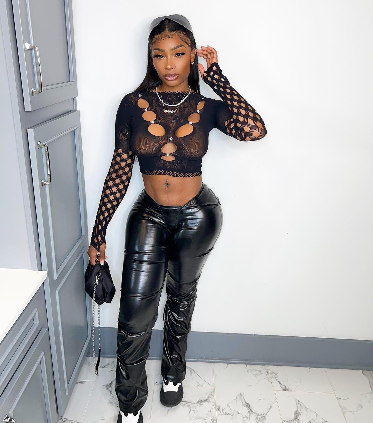 Women's Autumn Solid Color PU Leather Low-Rise Pants Sexy Slim Fit Casual Wear 5