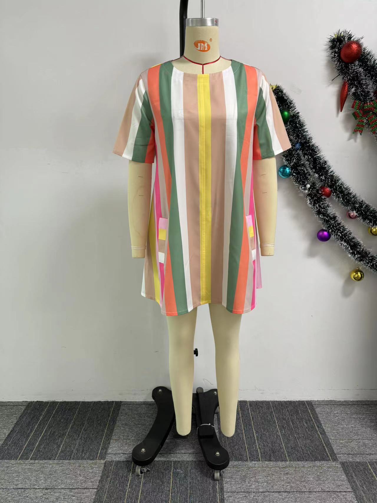 Contrast Color Stripe Printed Pocket Short Sleeve Causal Dress 6
