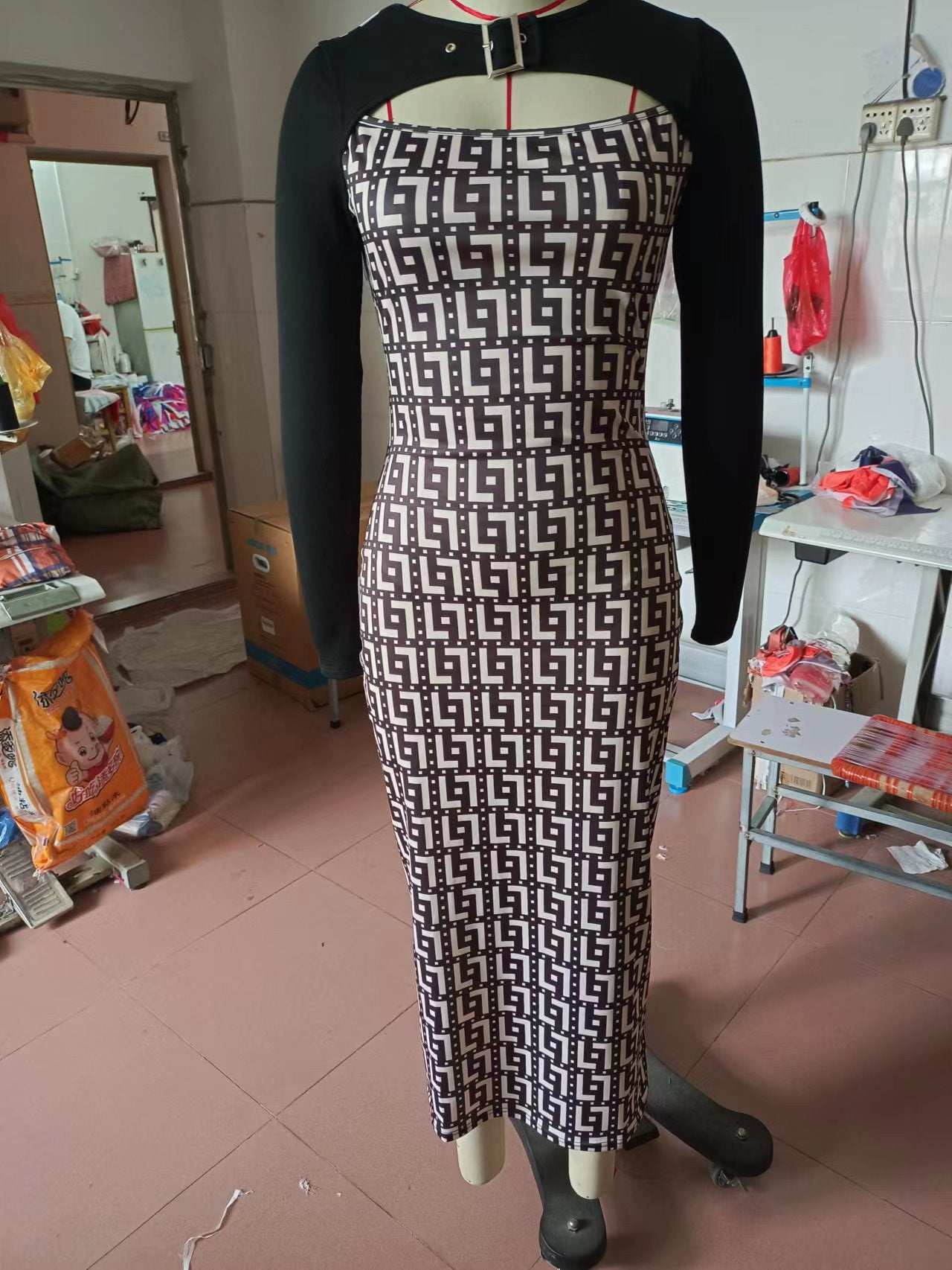 Printed Buckle with Cutout Tight Fitting Bodycon Dress 9