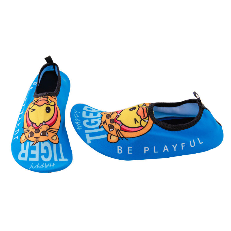 Beach snorkeling diving swimming drifting shoes