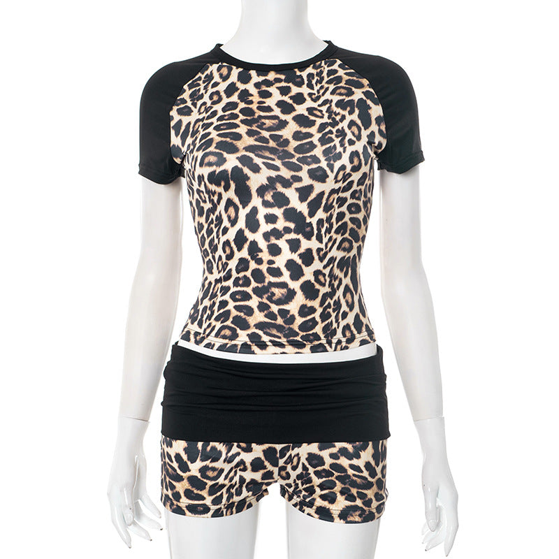 Women Contrast Patchwork Round Neck Raglan Sleeve Top And Shorts Two-piece Set 5