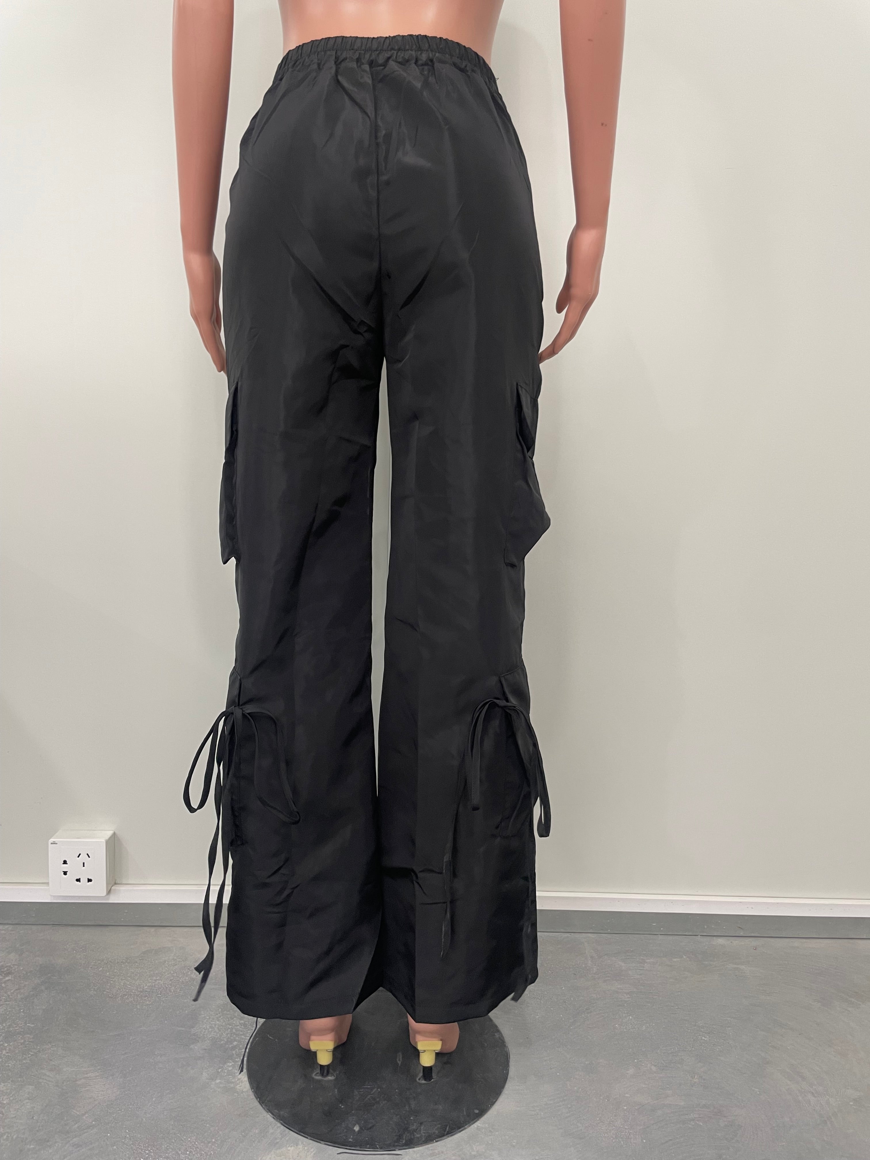 Women's Zip Lace-Up Solid Green Casual Trousers 16