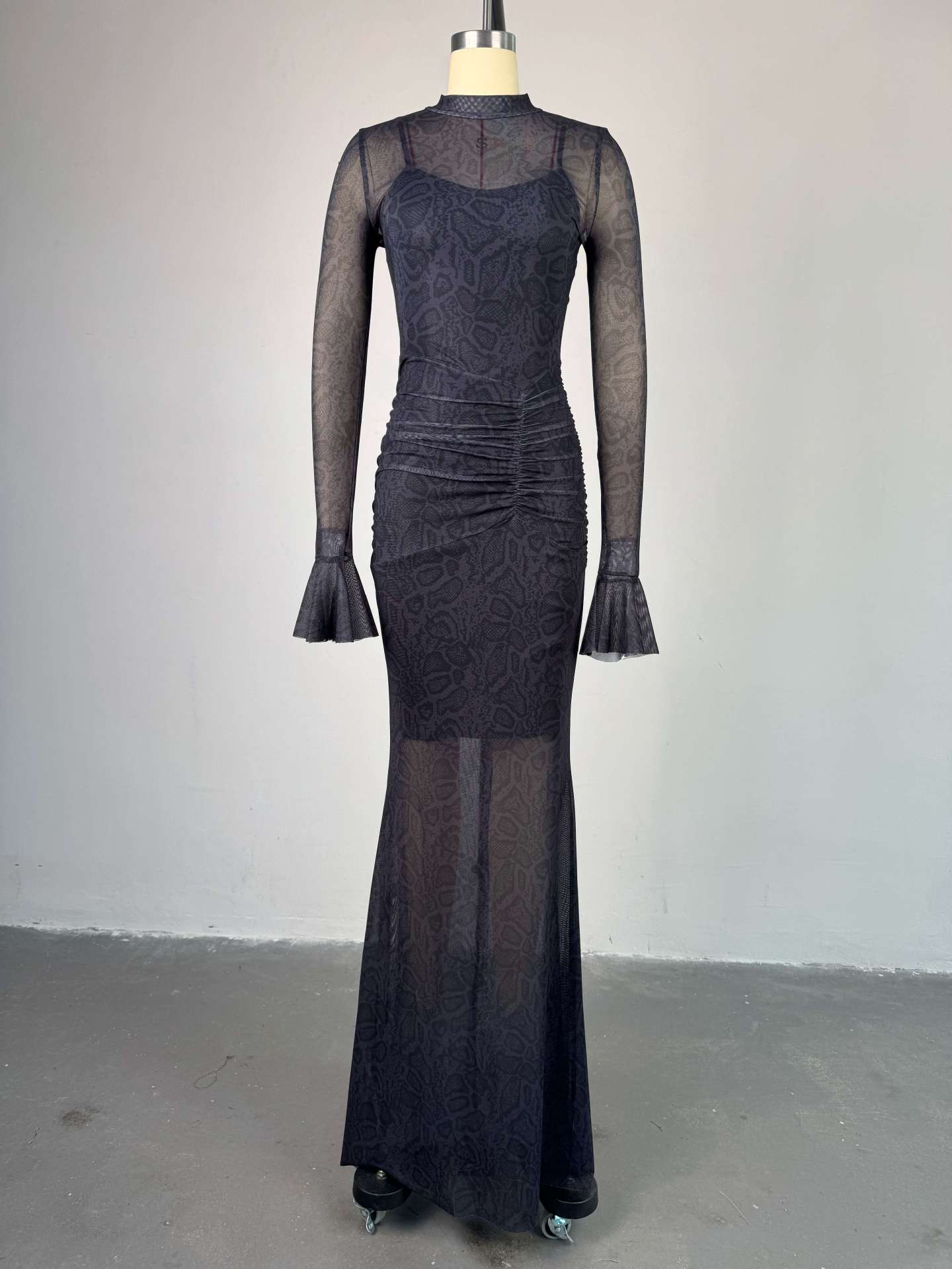 Women Elegant Half High Neck Lace Long Sleeve Bodycon Dress 3