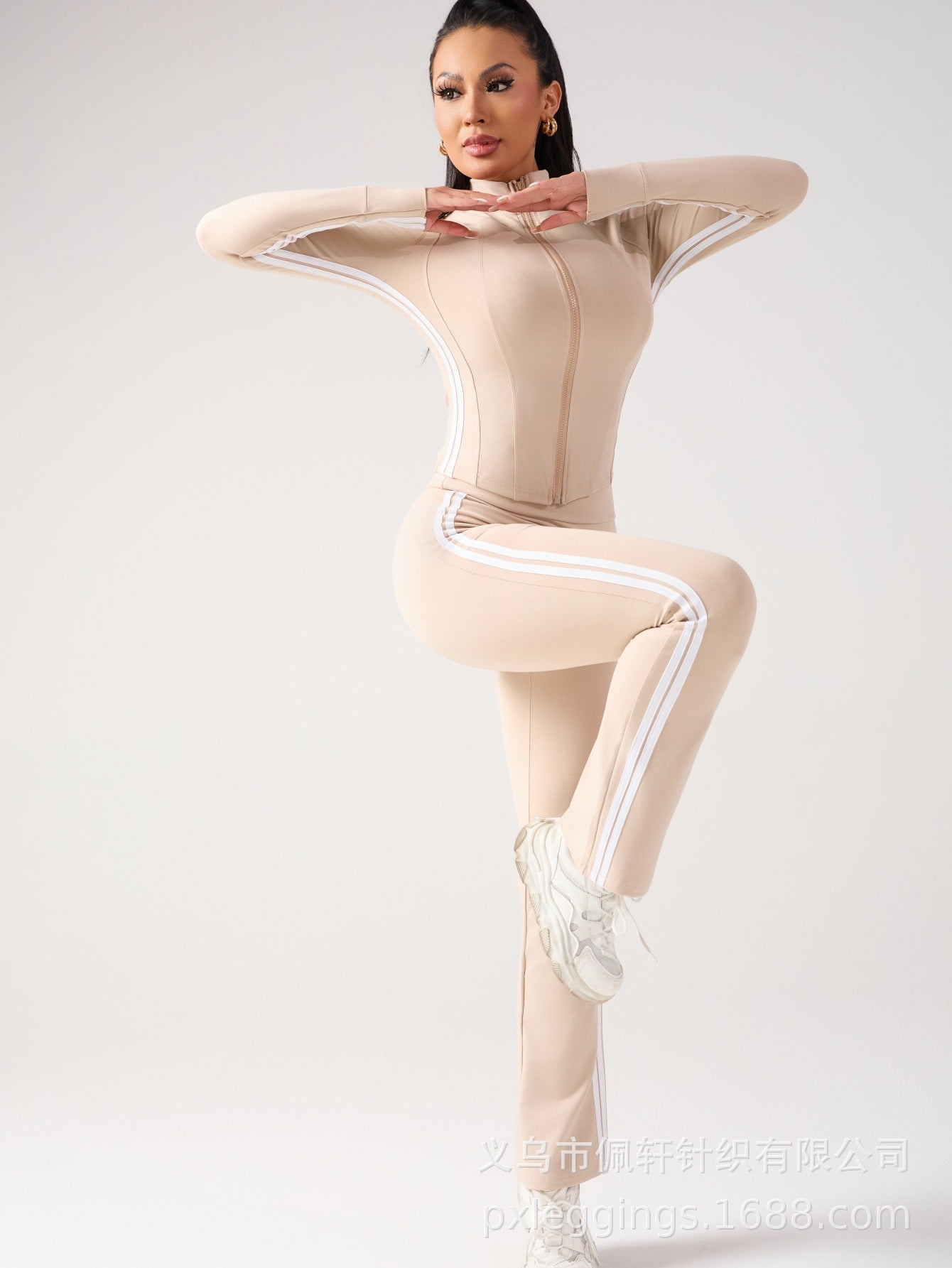 Women autumn contrasting color casual running and fitness two-piece set 13