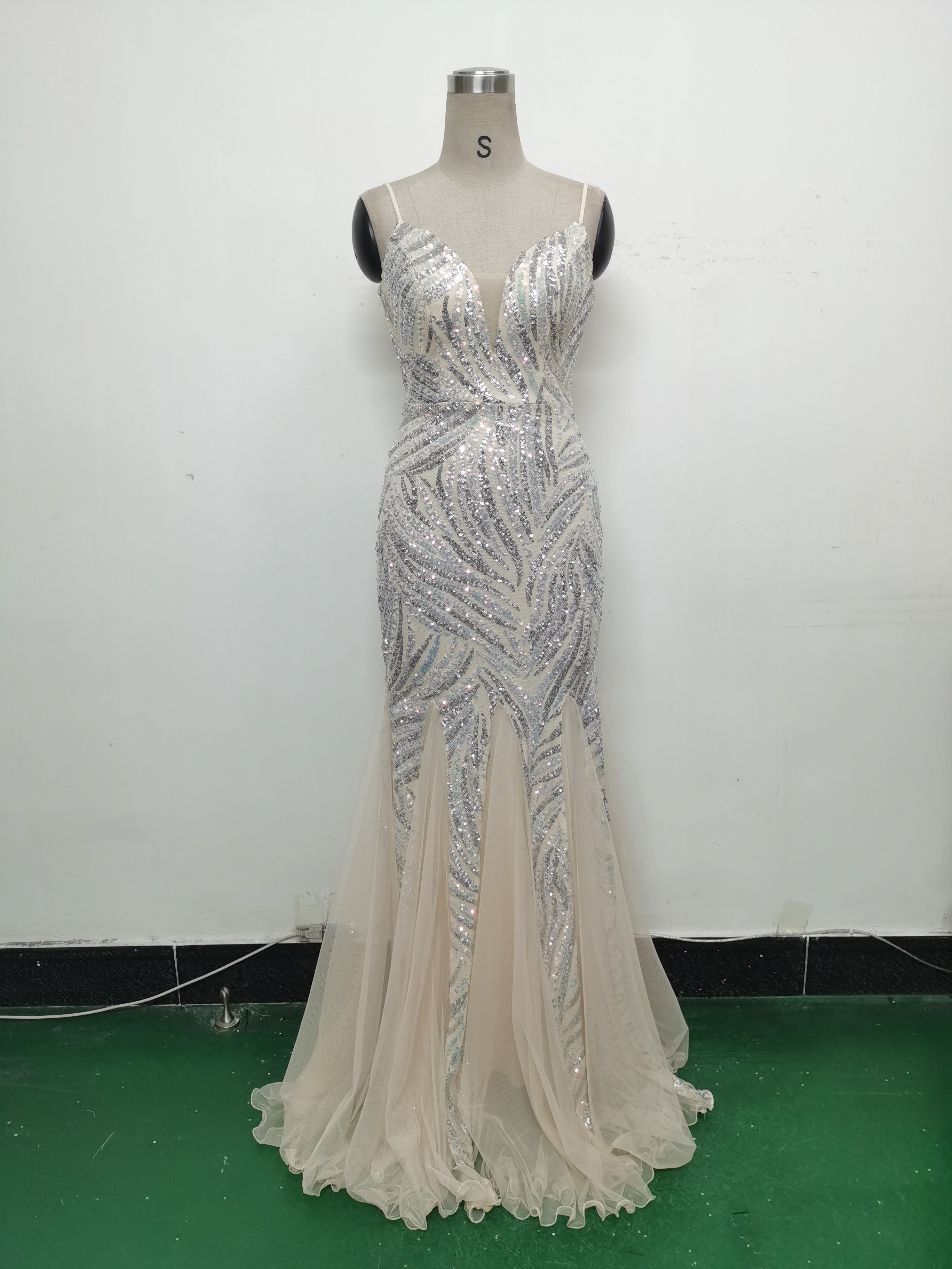 Sequin Patchwork Mesh Strap evening dress 40