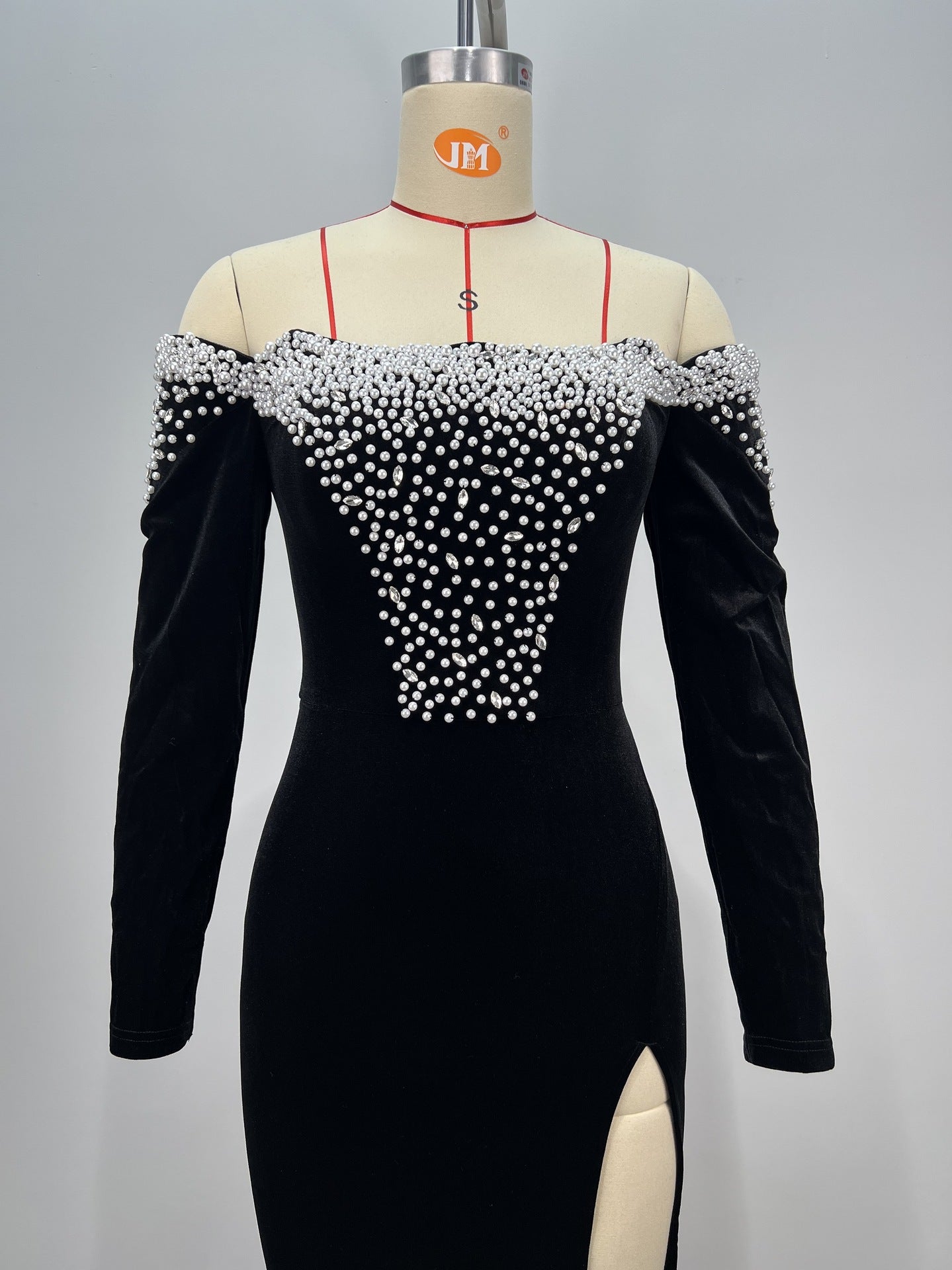 Women Black Luxury Velvet Formal Party Long Sleeve Bead Chain Slit Evening Dress 7