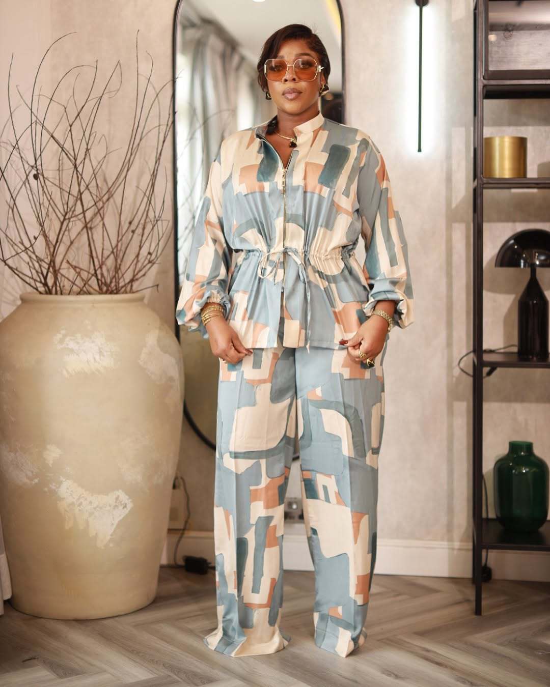 Elegant Stand Collar Print Drawstring Slim Waist Long Sleeve Two-Piece Pants Set 5