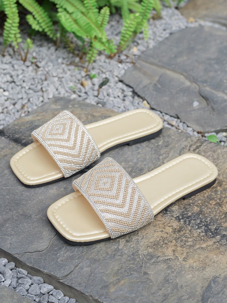 Rhinestone Flat-Bottom Women's Summer Slippers One-Line Design Fashionable & Suitable for Outdoor Wear 14
