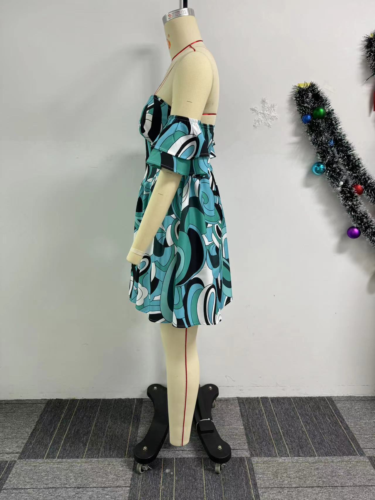 Women Slash Shoulder Lace Irregular Dress 7