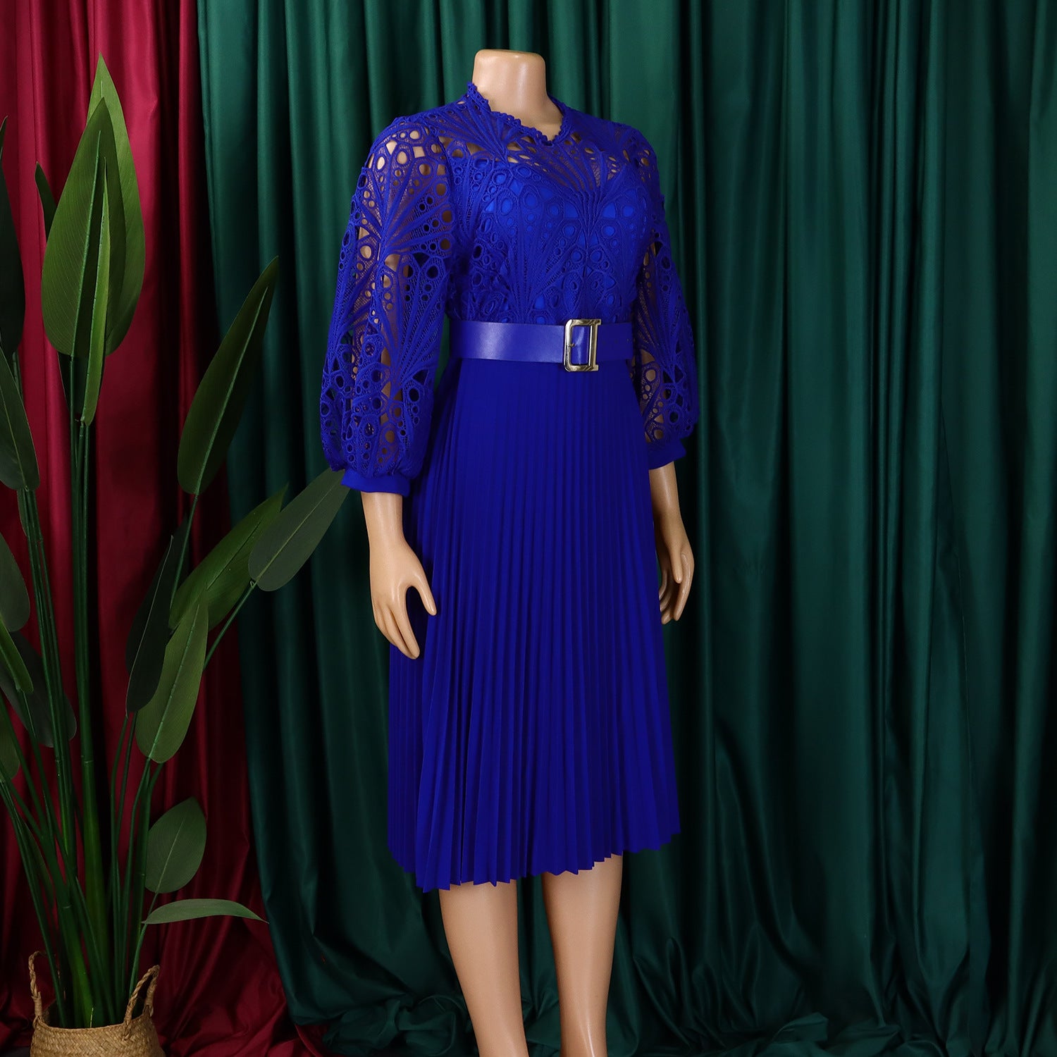 Women Solid lace hook flower hollow pleated dress 15