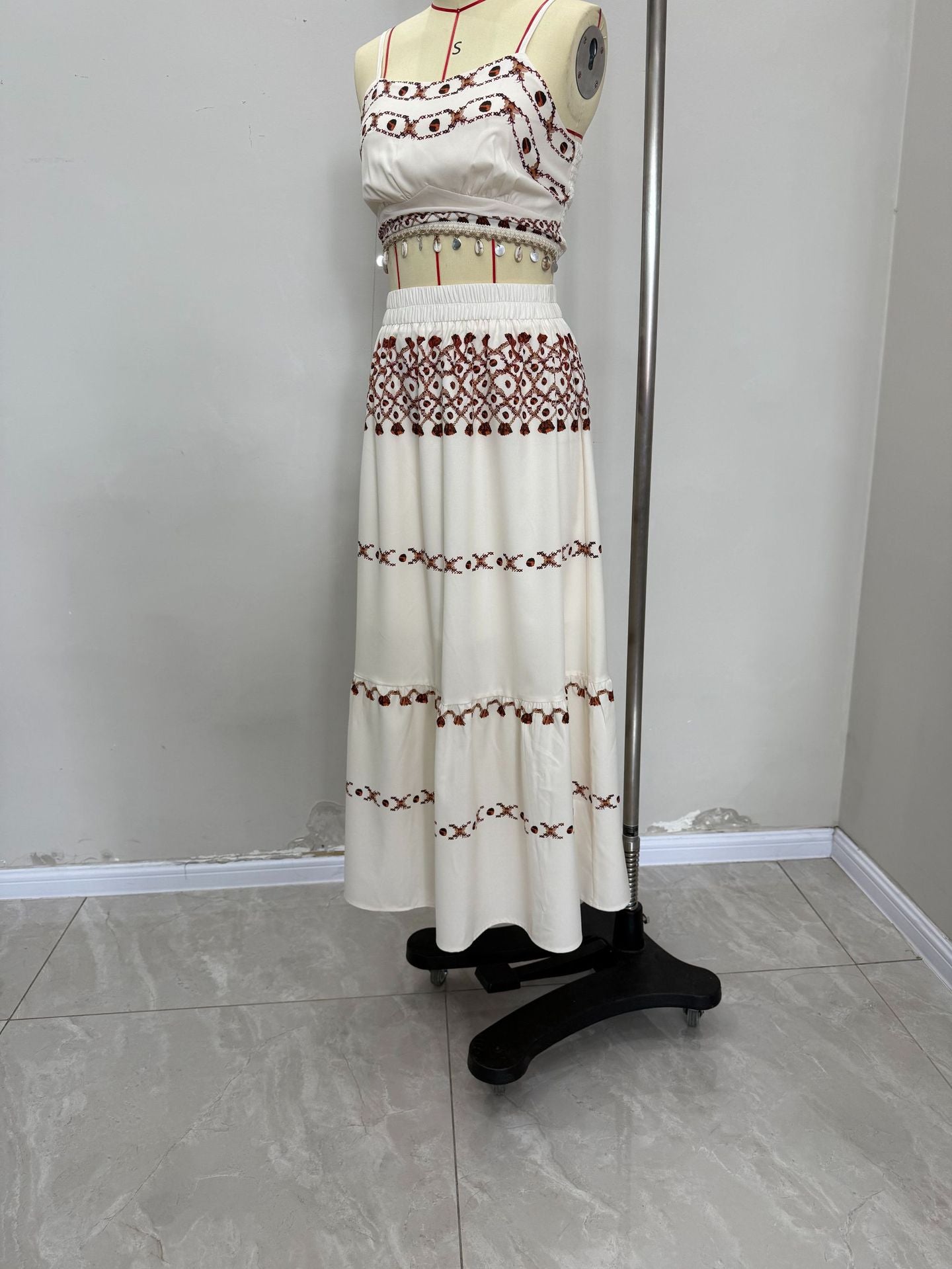 Women Bohemian Holidays Print Beach Tassel Ribbon Suspender Top and Skirt Two-piece Set 5