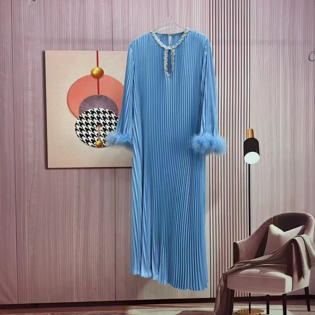 Plus Size Women Round Neck Ostrich Feather Dress 7