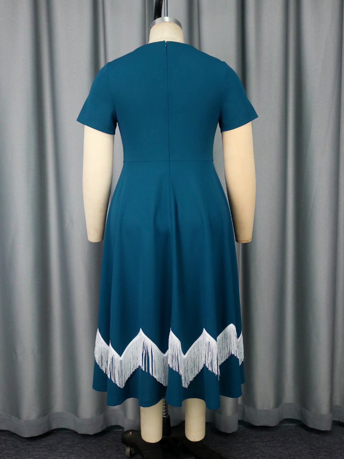 Plus-Size Women Elegant Blue Square-Neck Short-Sleeved Tassel Contrast Belt Party Dress 6