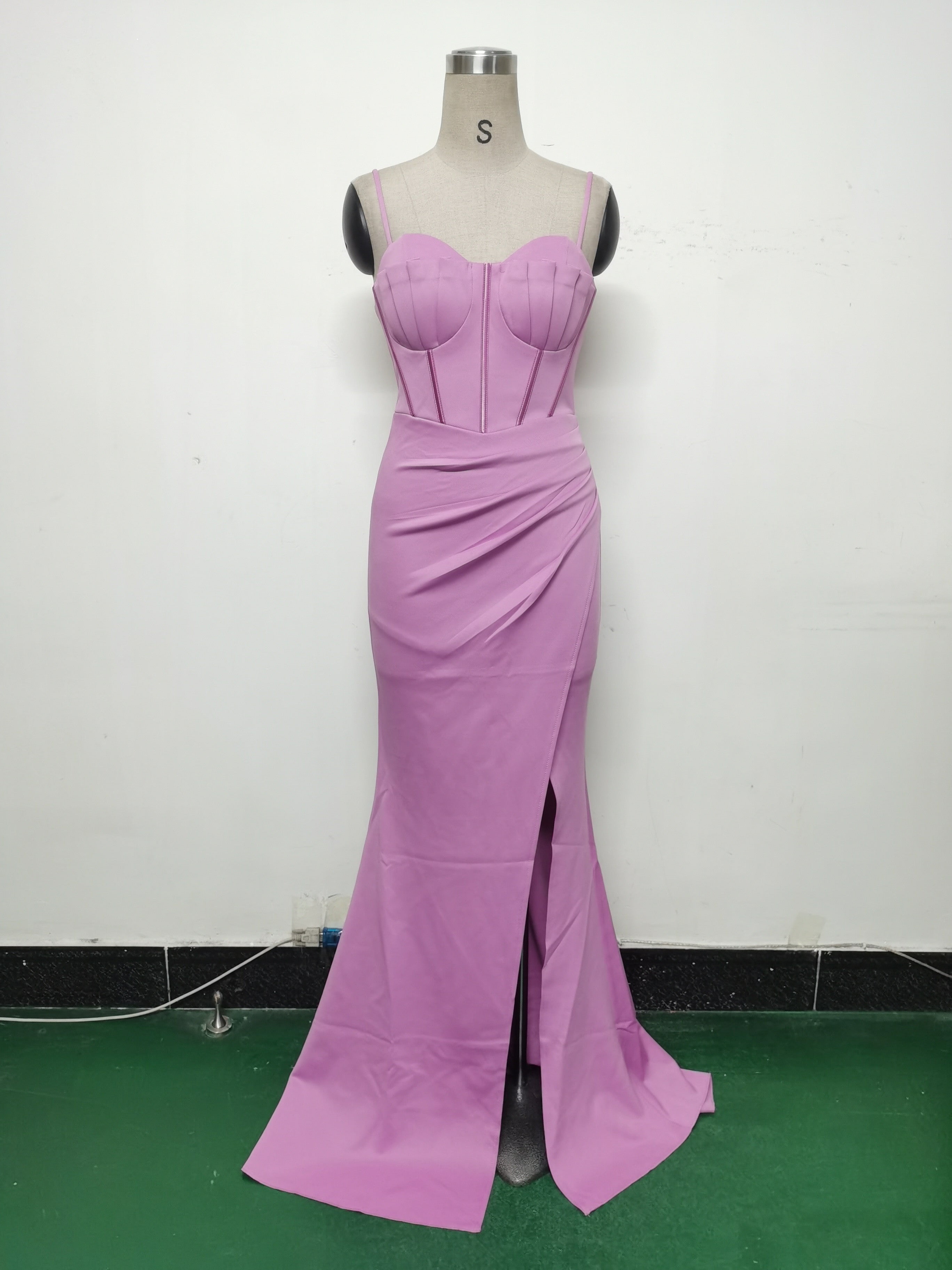 Fishbone Slim Waist Solid Color Satin Evening Dress 34