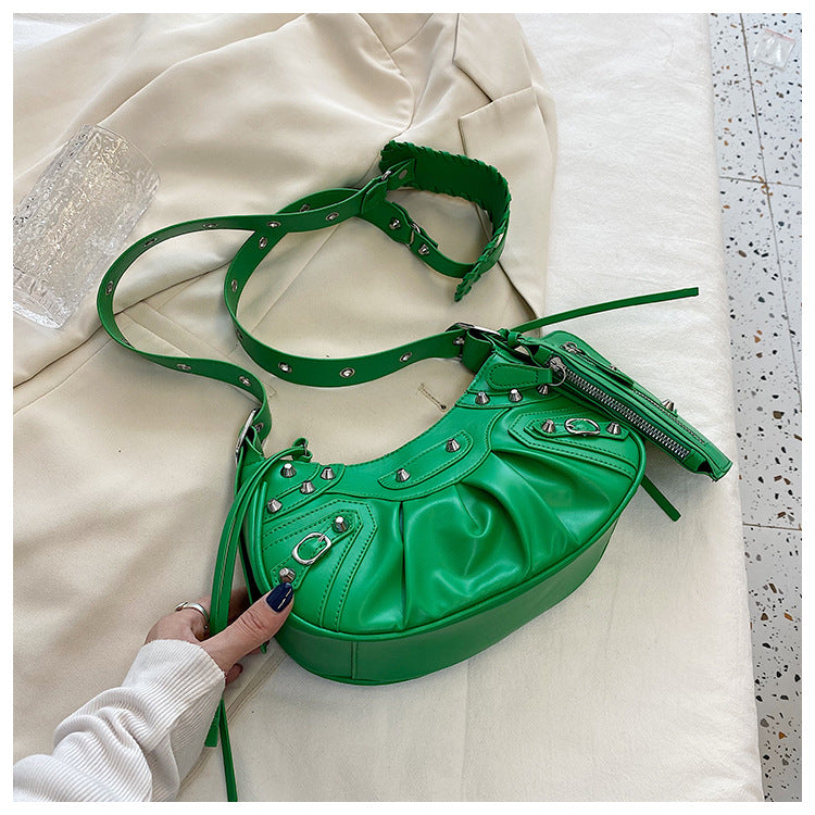 Diagonal pleated single shoulder women's retro rivet bag 60