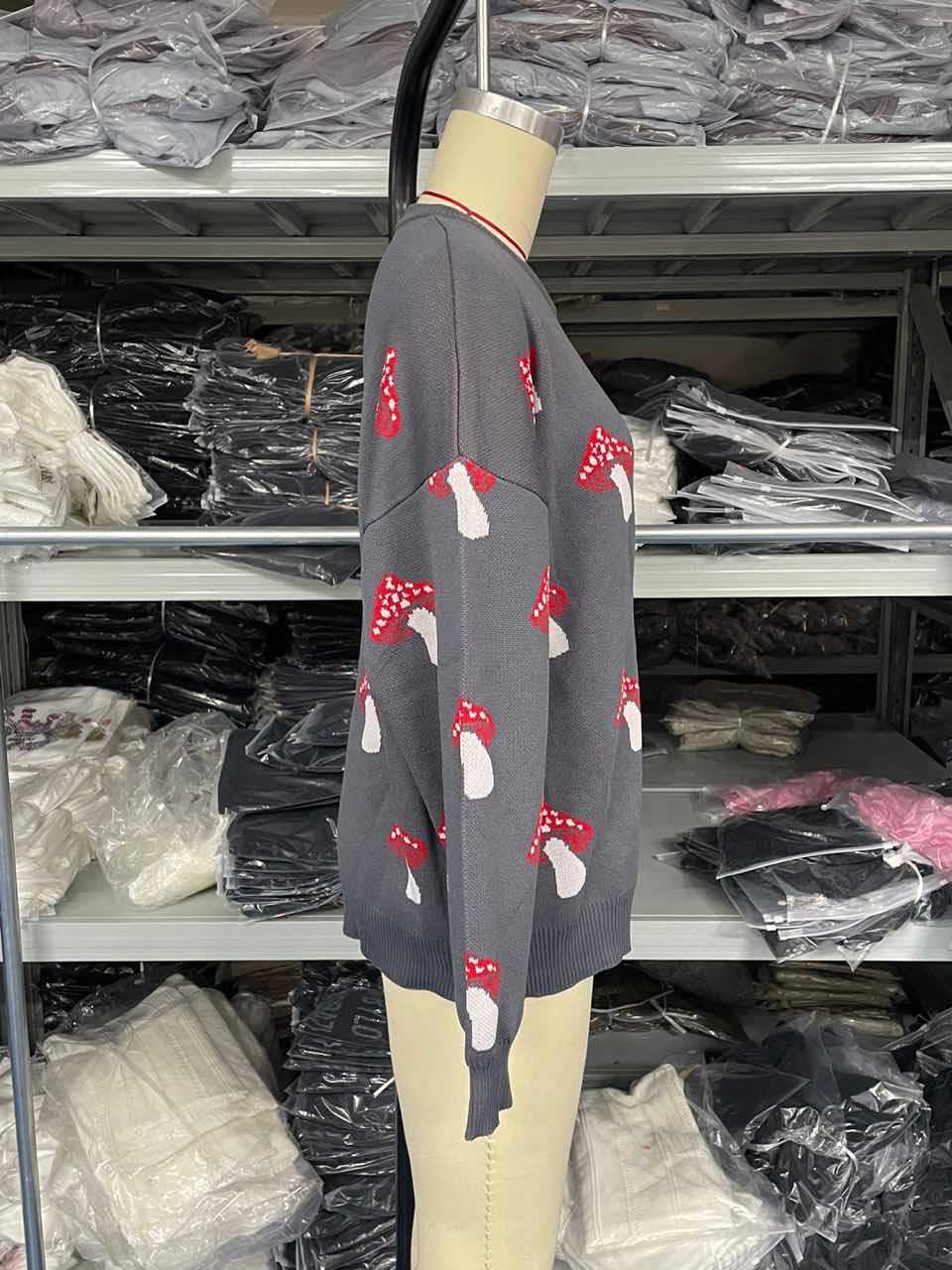 Women Loose Contrast Jacquard Knitting Sweater 10