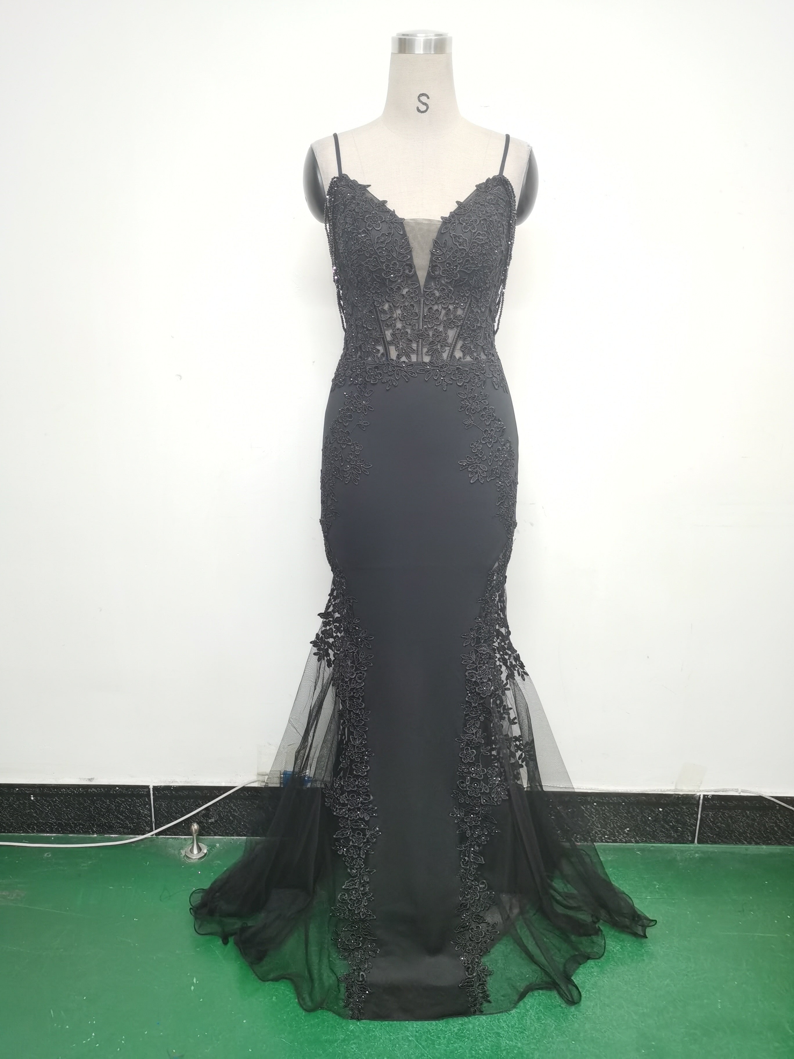 Sexy Strap Rhinestone Chain Fishbone Lace Evening Dress 39