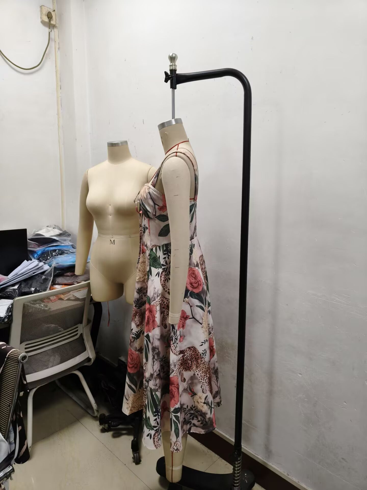 Women Sexy Slit Elegant Printed Strap Dress 7