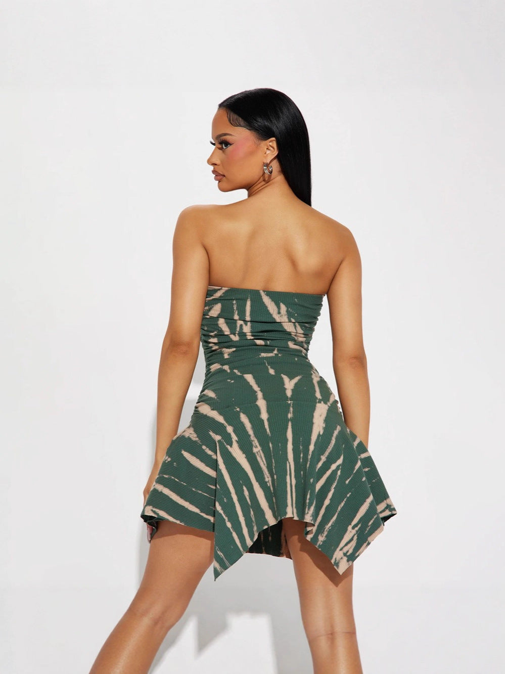 Women's Fashion Sexy Strapless Print Slim Waist Asymmetrical Dress 3