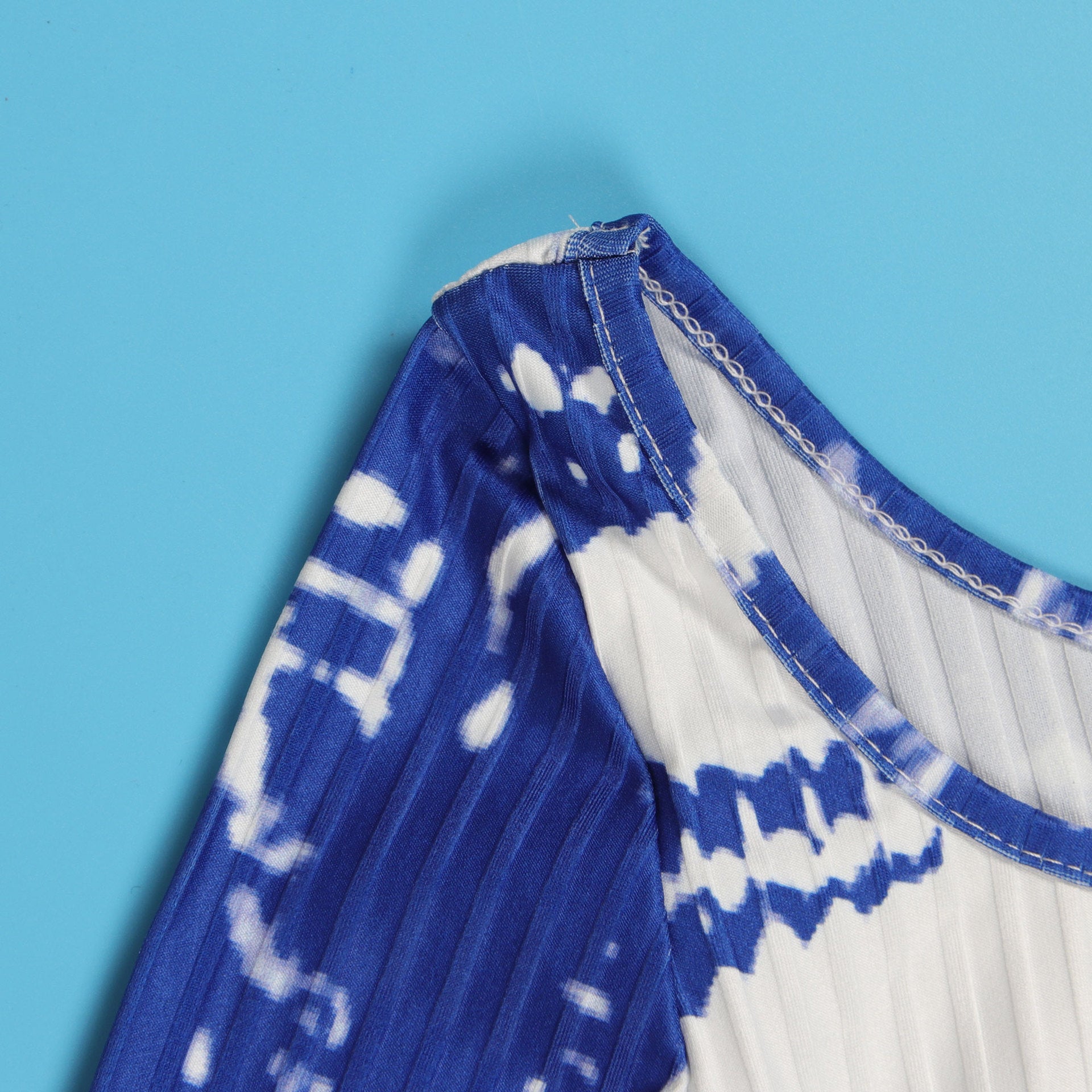 Sexy Printed Back Slit Tight Fitting Bodycon Dress 34