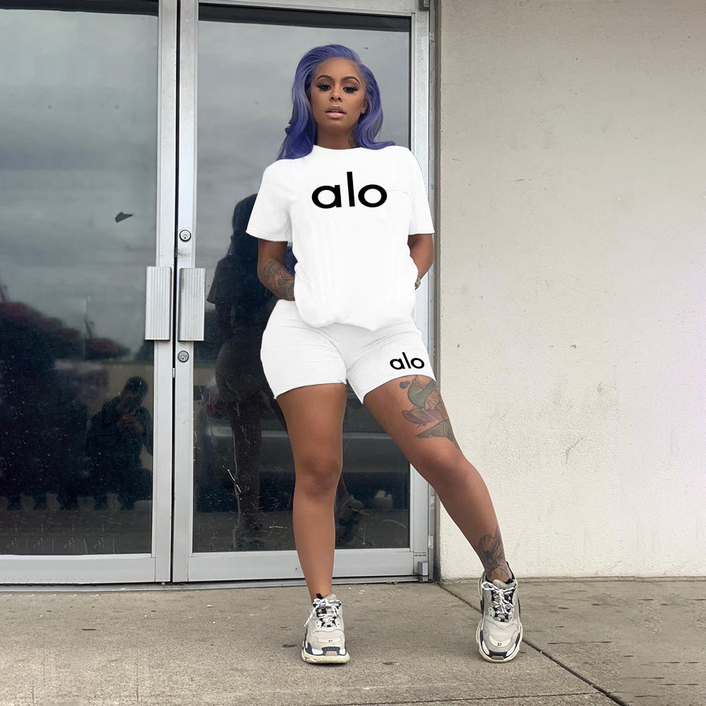 Women Summer Casual Printed Two-Piece Top and Shorts Set 15